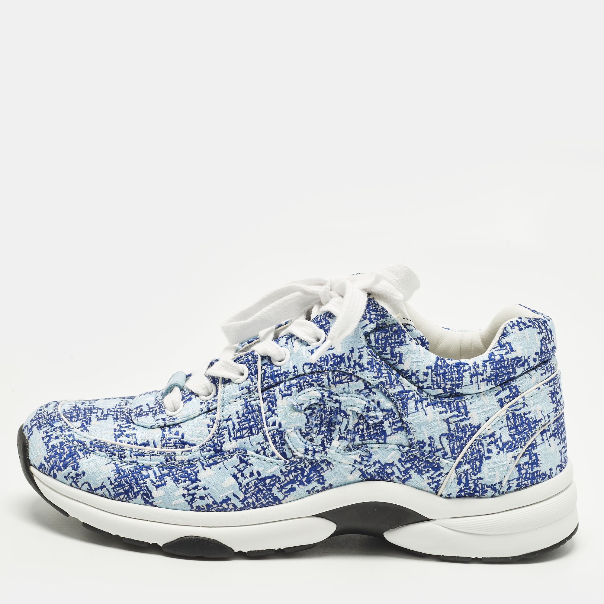 

Chanel CC Size  Blue Tweed Low Top Sneakers