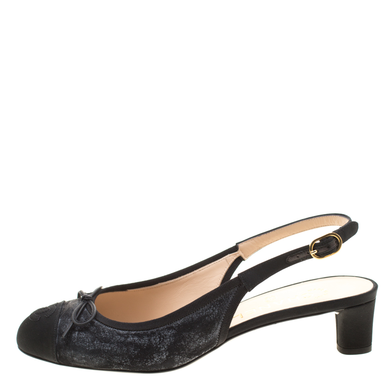 

Chanel Black Textured Suede CC Cap Toe Slingback Sandals Size