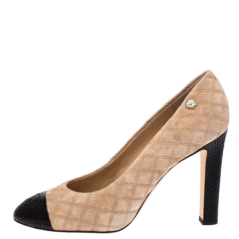 

Chanel Beige Quilted Suede And Python Leather Cap Toe CC Pumps Size