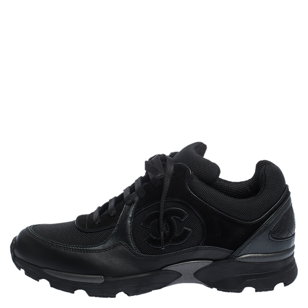 

Chanel Black Leather and Suede CC Lace Up Sneakers Size