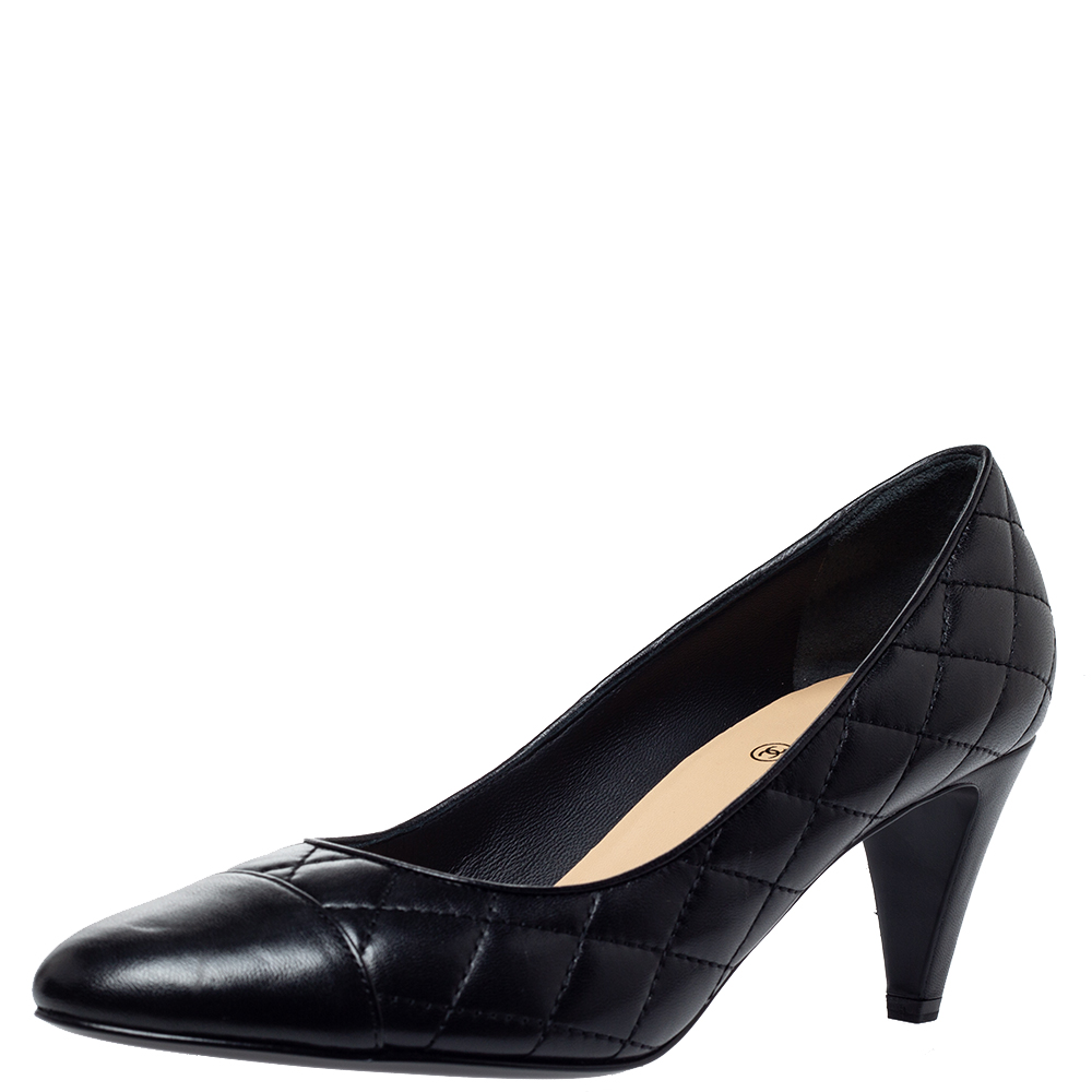 Chanel Black Quilted Leather Cap Toe CC Heel Pumps Size 39