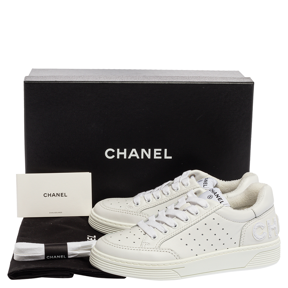 Chanel White Leather Low Top Sneakers Size 37 Chanel