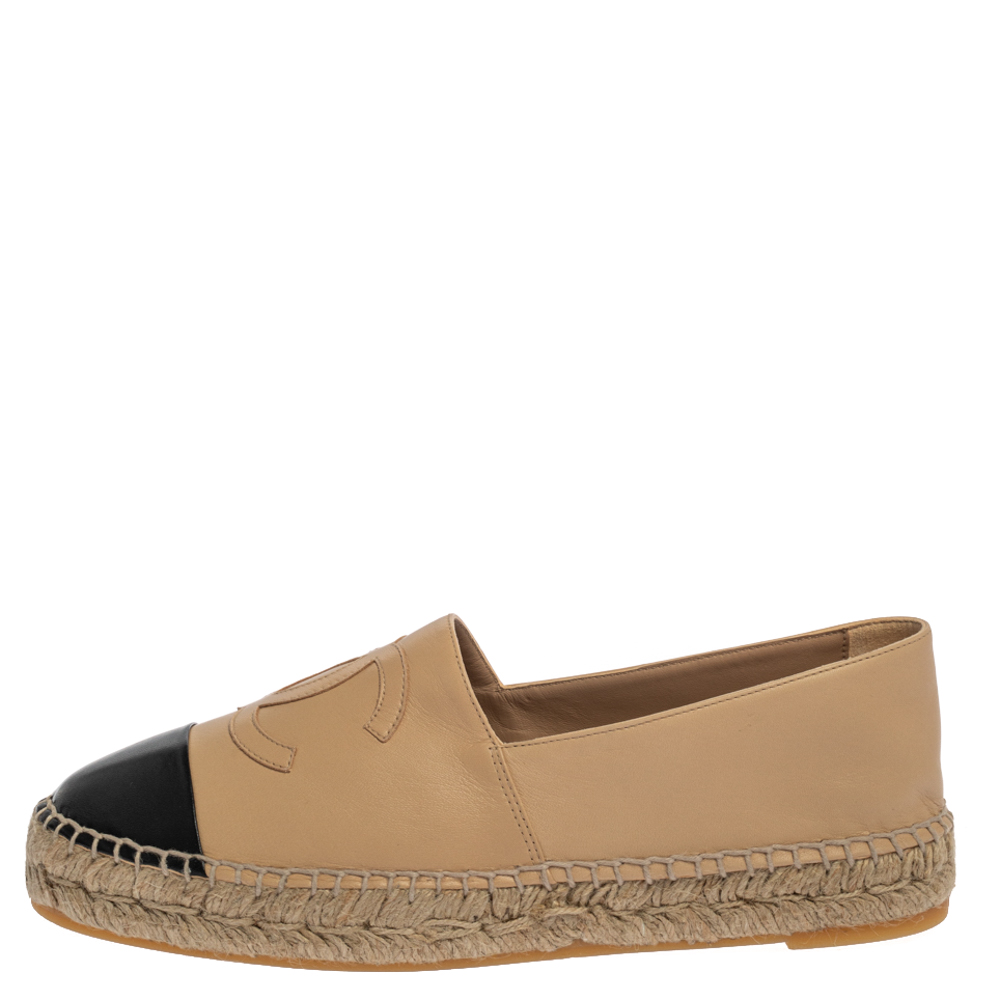 

Chanel Beige/Black Leather CC Cap Toe Espadrille Flats Size