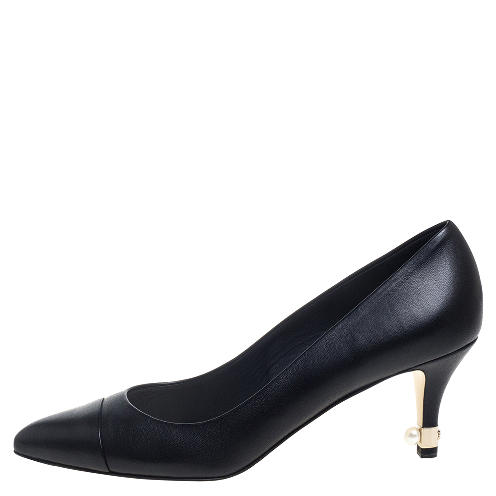 

Chanel Black Leather CC Cap Toe Pearl Embellished Heel Pumps Size