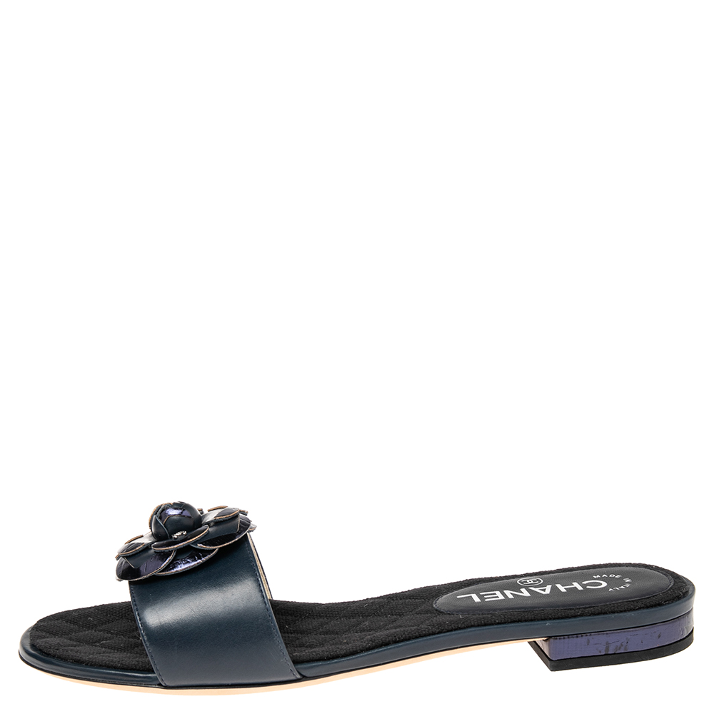 

Chanel Navy Blue Leather CC Camellia Flat Slides Sandals Size