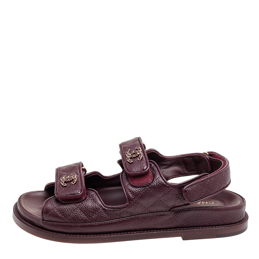 

Chanel Burgundy Quilted Leather CC Velcro Flat Sandals Size