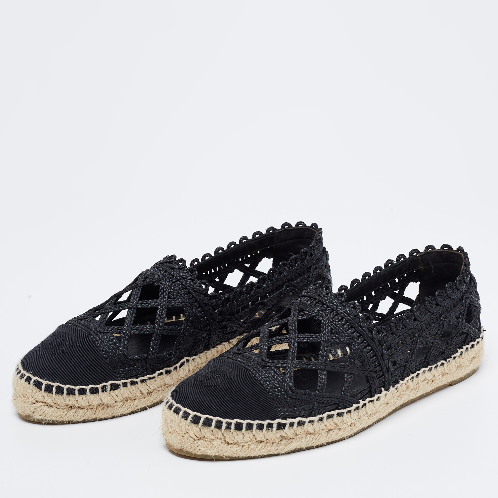 

Chanel Black Woven Raffia and Grosgrain Fabric CC Cap Toe Flat Espadrilles Size