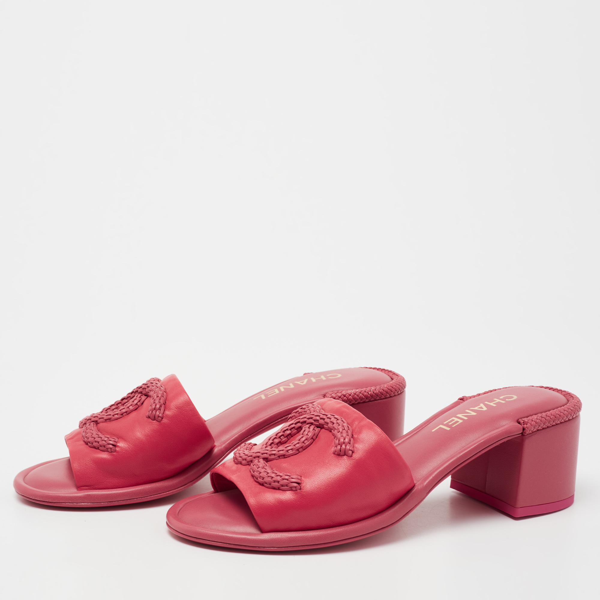 

Chanel Pink Leather CC Embraided Slide Sandals Size