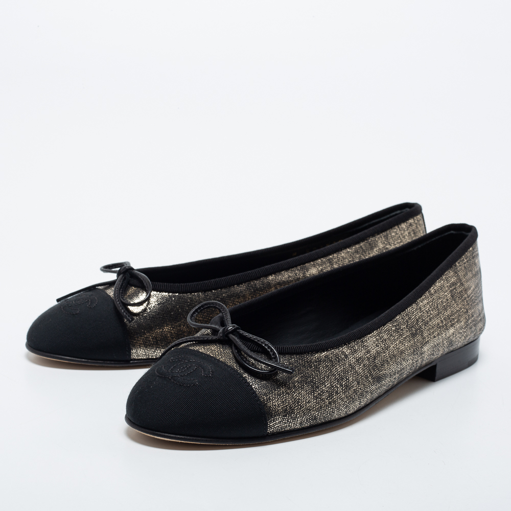 

Chanel Metallic Bronze/Black Leather and Canvas Ballet Flats Size
