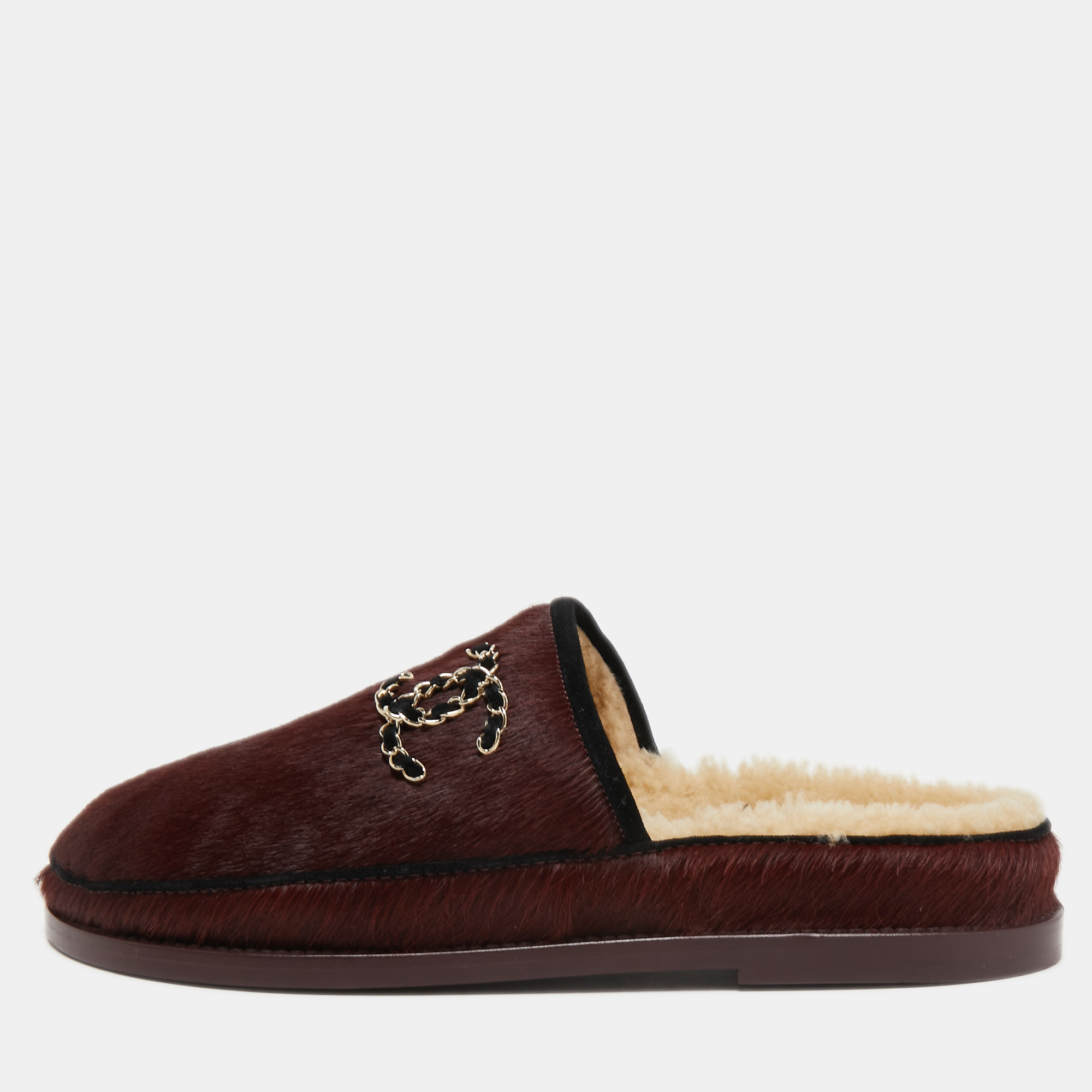 Pre Owned Chanel Burgundy Calf Hair CC Flat Mules Size 39