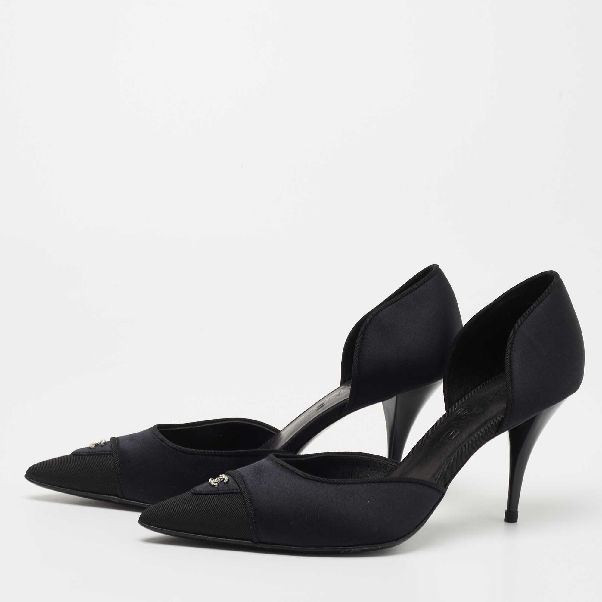 

Chanel Black Satin and Fabric Embellished CC Pointed Toe Pumps Size