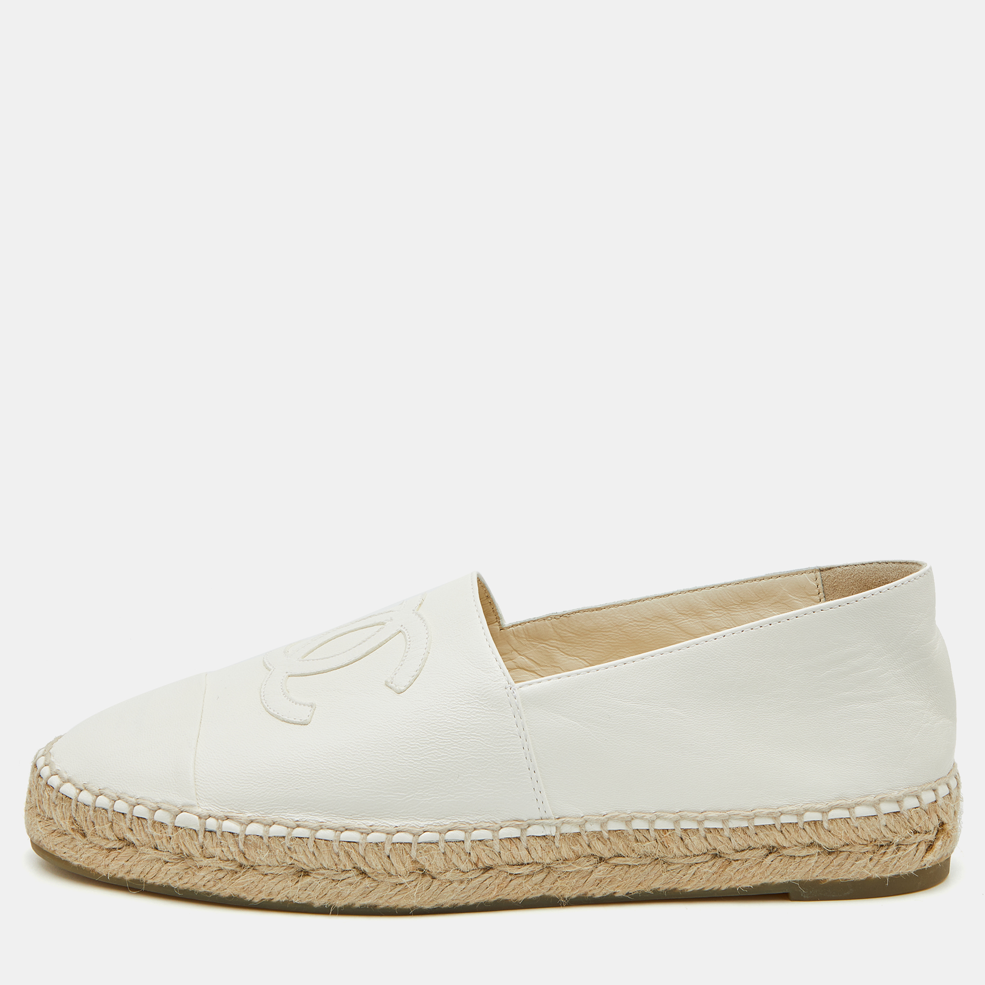 Pre Owned Chanel White Leather Interlocking CC Logo Espadrille Flats Size 39