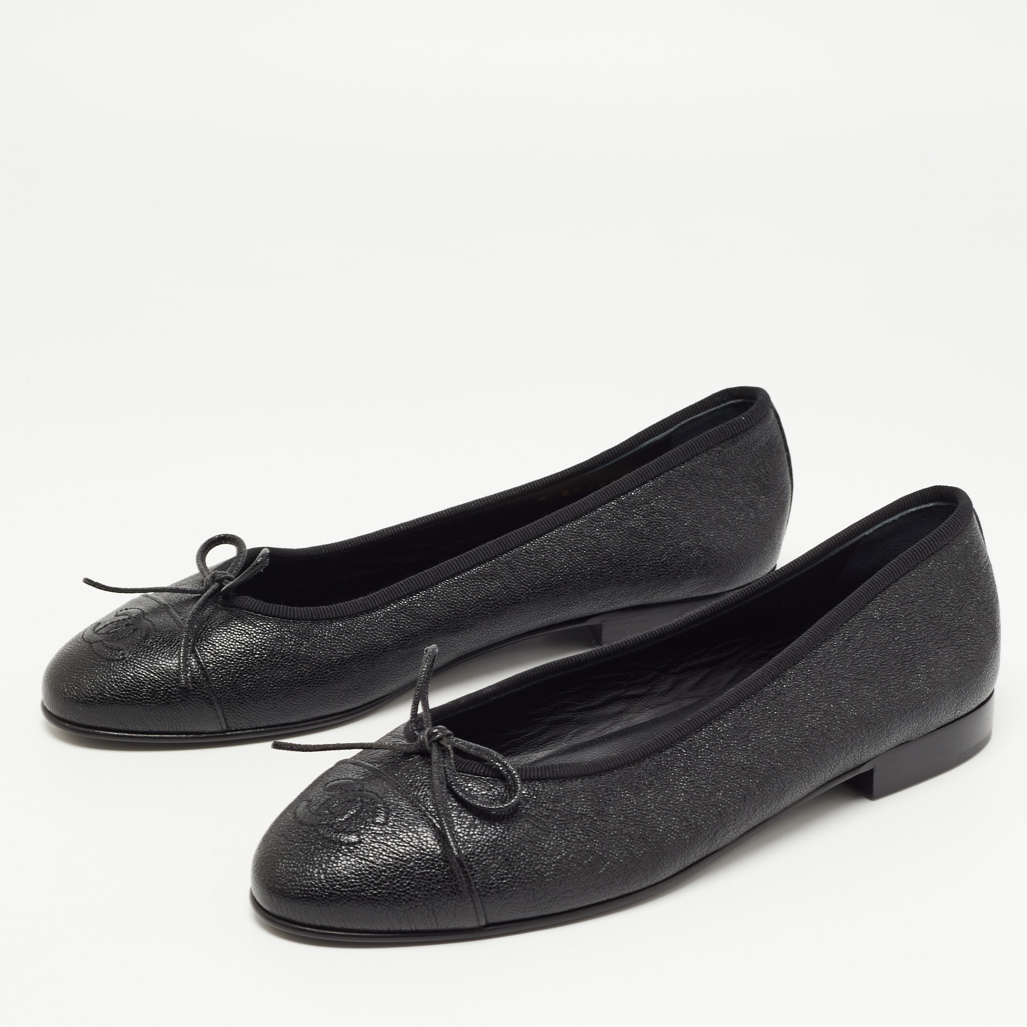 

Chanel Black Leather CC Bow Ballet Flats Size
