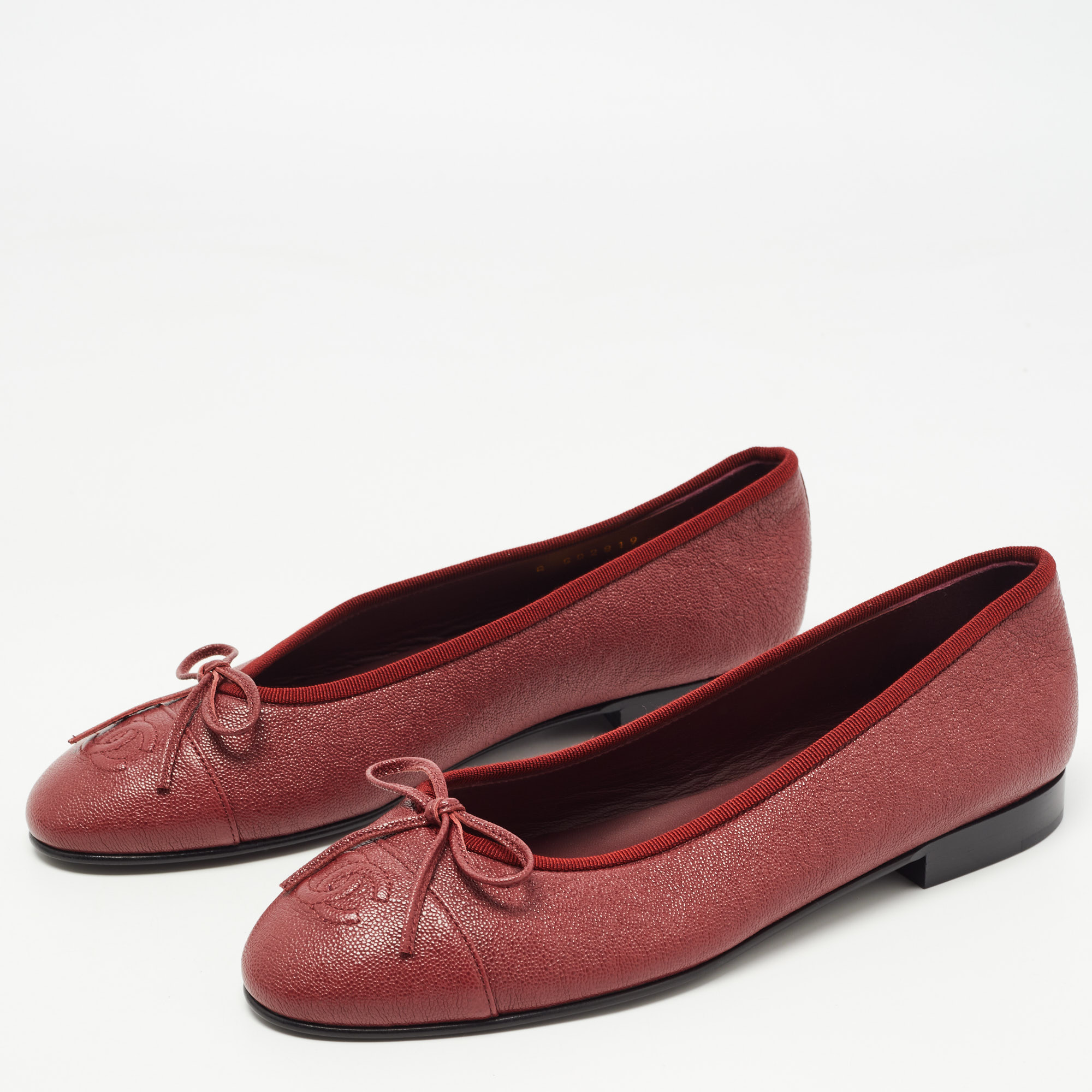 

Chanel Burgundy Leather CC Cap Toe Bow Ballet Flats Size