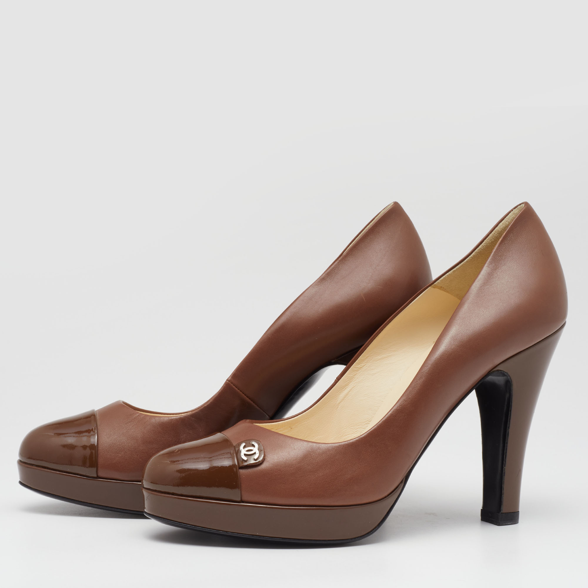 

Chanel Brown Leather and Patent Cap Toe CC Platform Pumps Size