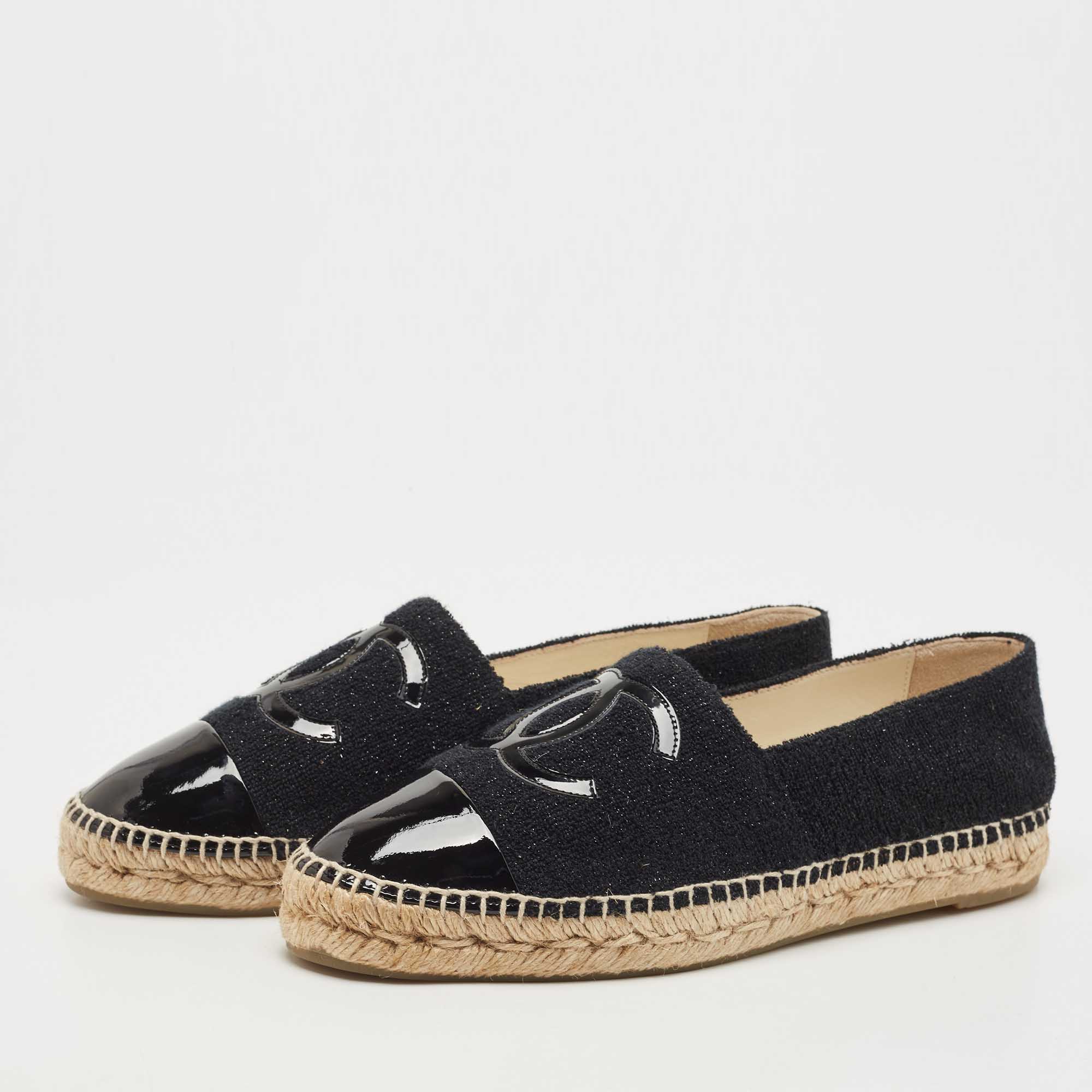 

Chanel Black Fabric and Patent CC Cap Toe Espadrille Flats Size