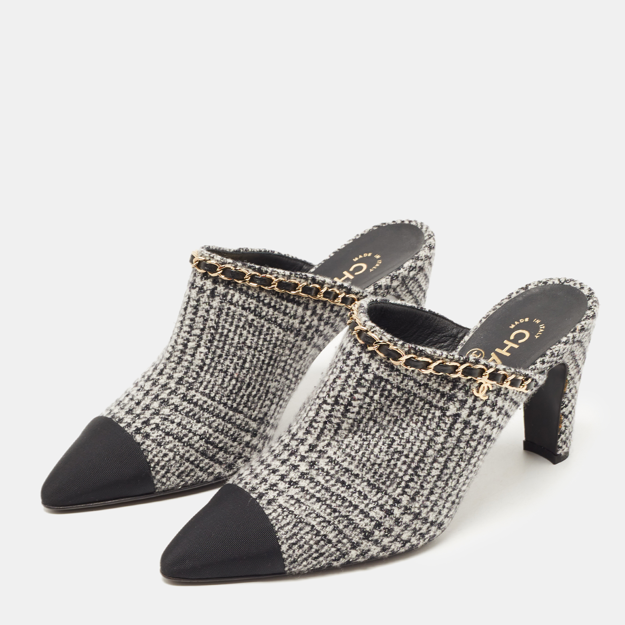 

Chanel Grey/Black Wool and Canvas CC Chain Link Mules Size