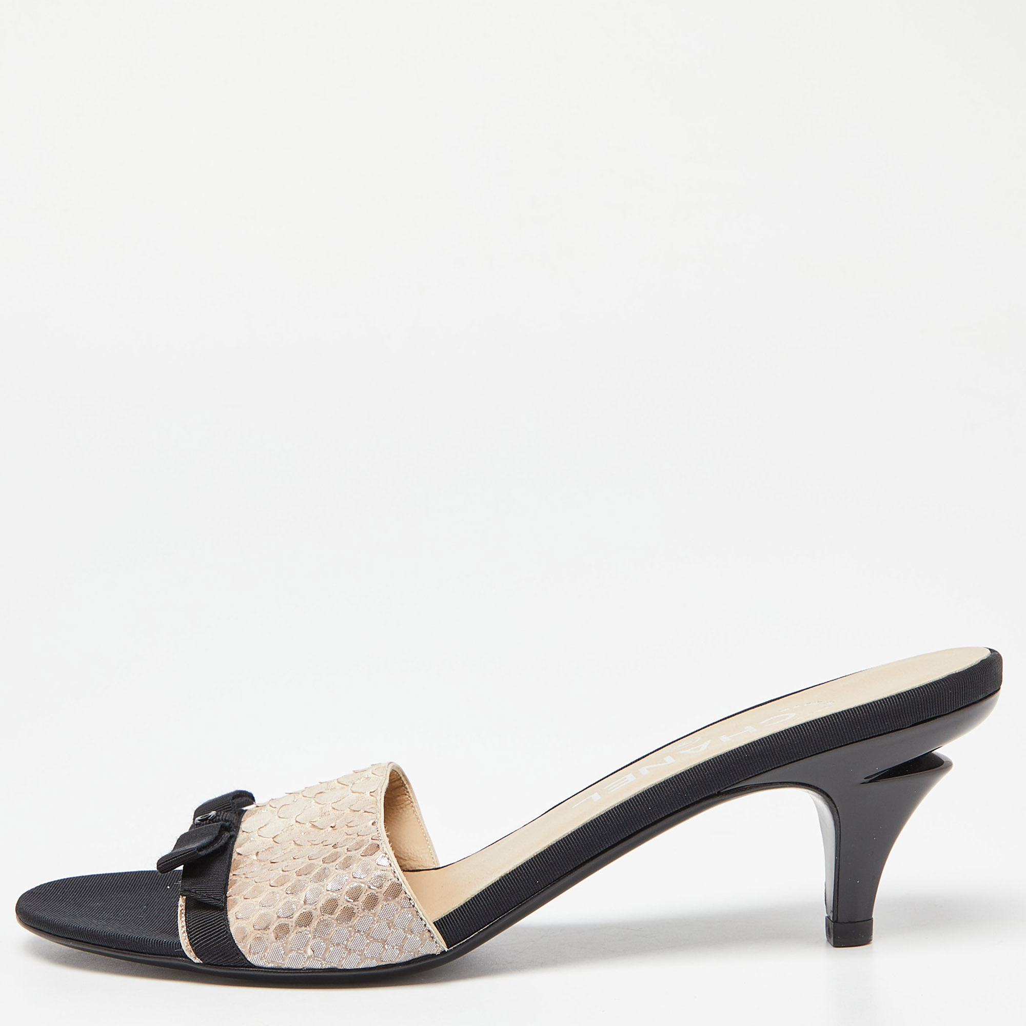 

Chanel Metallic/Black Python and Fabric Bow CC Slide Sandals Size