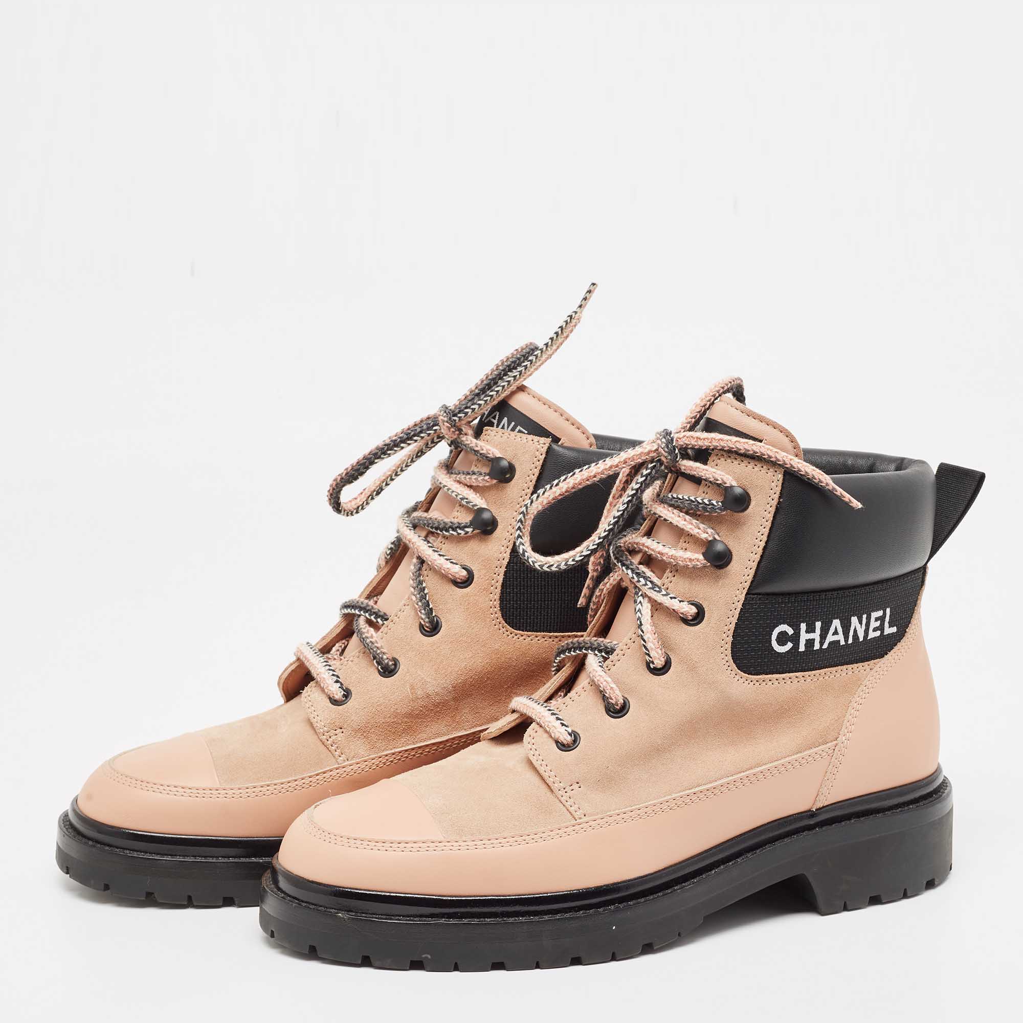 

Chanel Pink/Black Leather and Suede Lace Up Ankle Boots Size