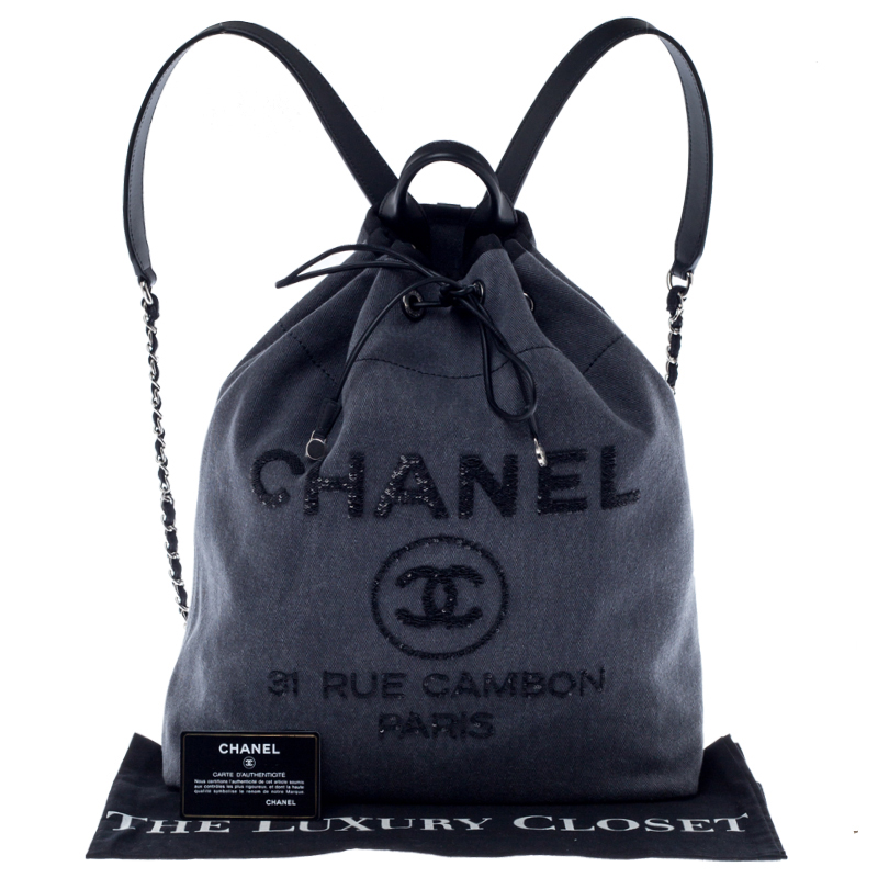 Large backpack chanel 22 Shiny calfskin  goldtone metal  black   Fashion  CHANEL