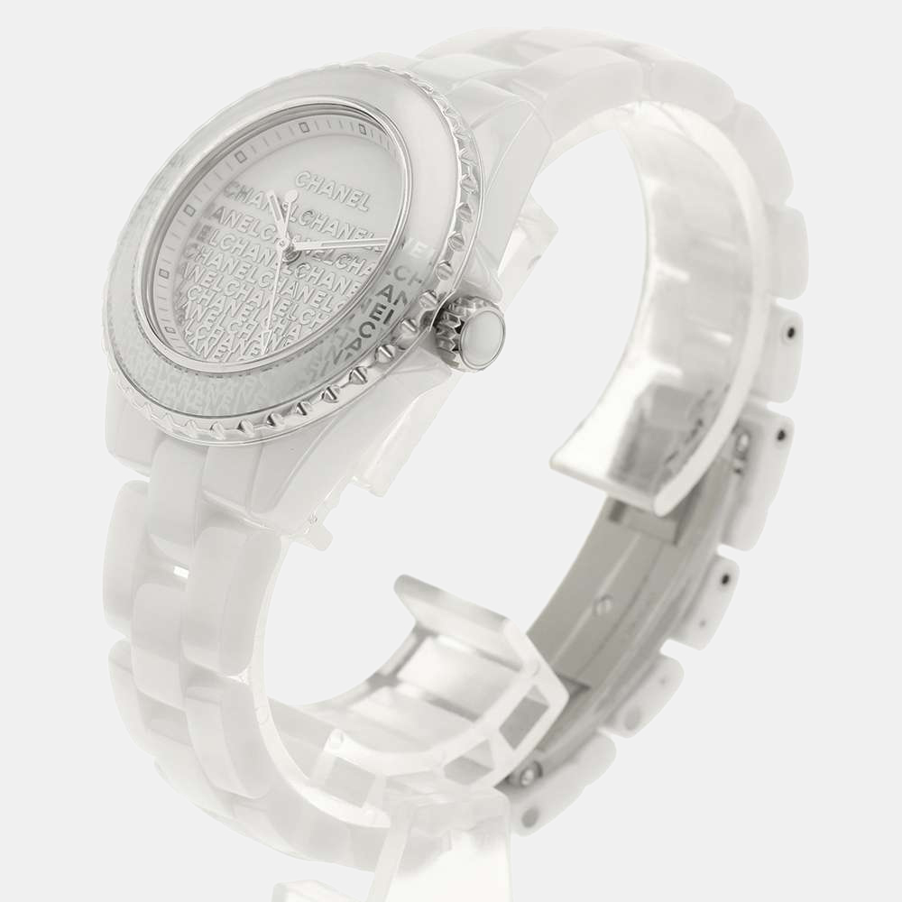 

Chanel White Stainless Steel And Ceramic J12 H7419 Quartz Women's Wristwatch 33 mm