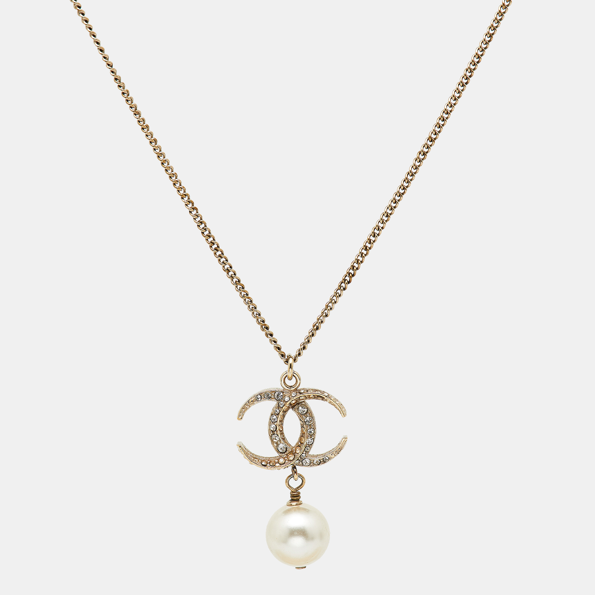 

Chanel CC Faux Pearl Crystals Gold Tone Metal Pendant Necklace