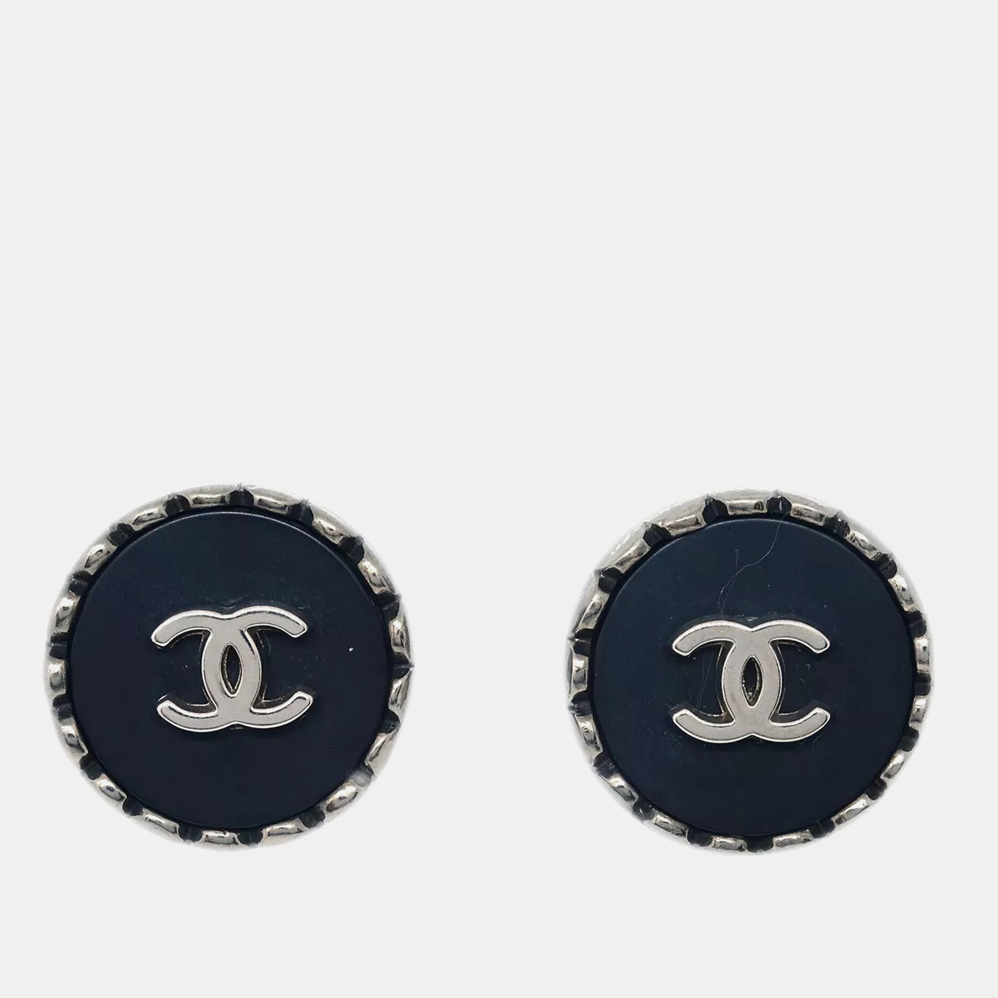 

Chanel Black Button Clip-On Earrings 96A