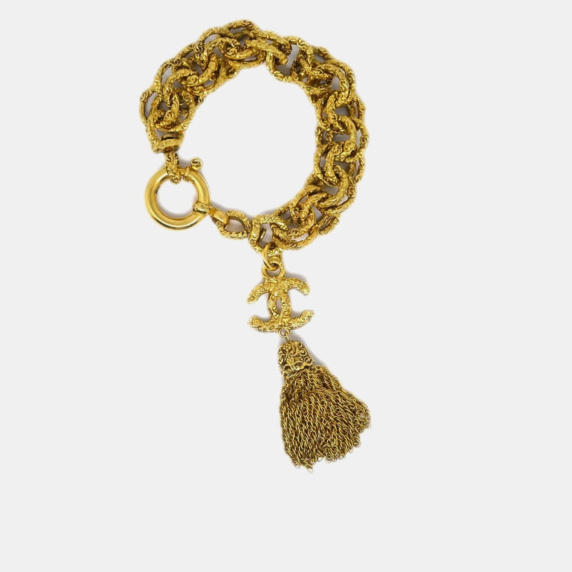 

Chanel Gold Fringe Bracelet