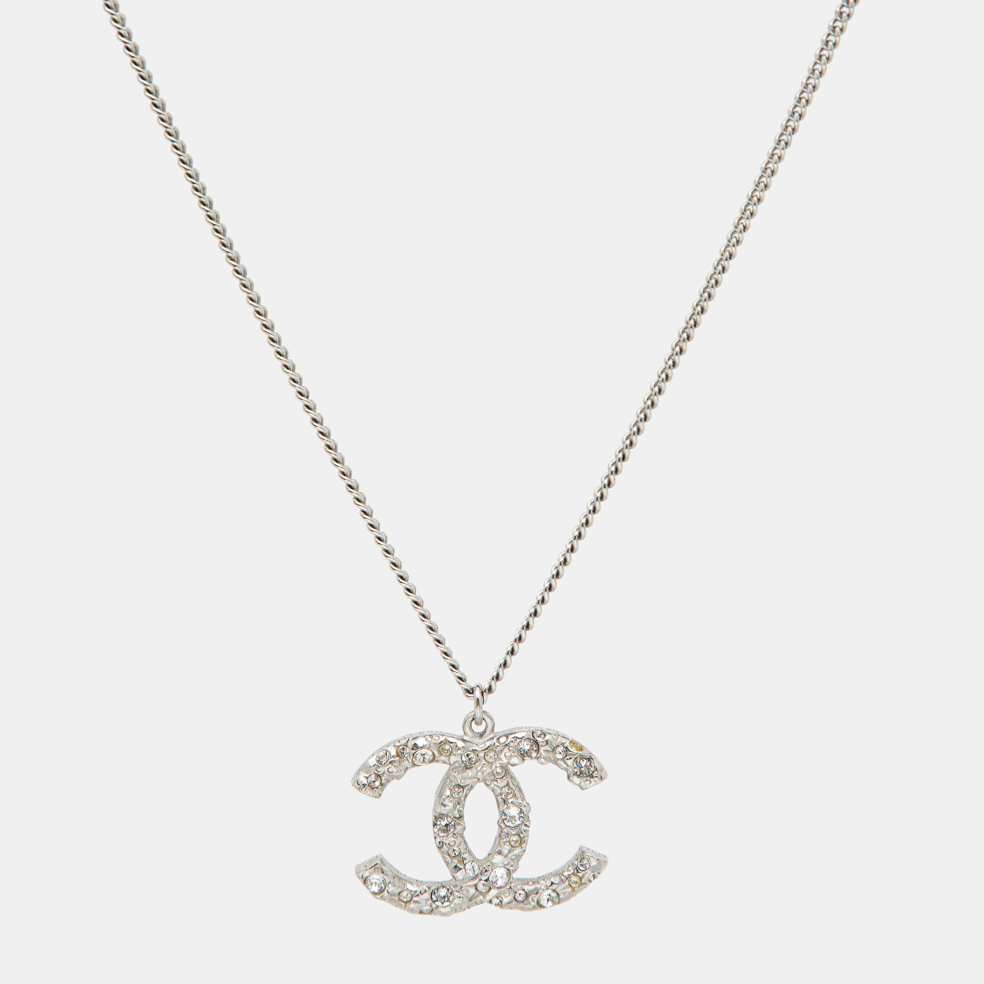 

Chanel CC Crystals Silver Tone Pendant Necklace