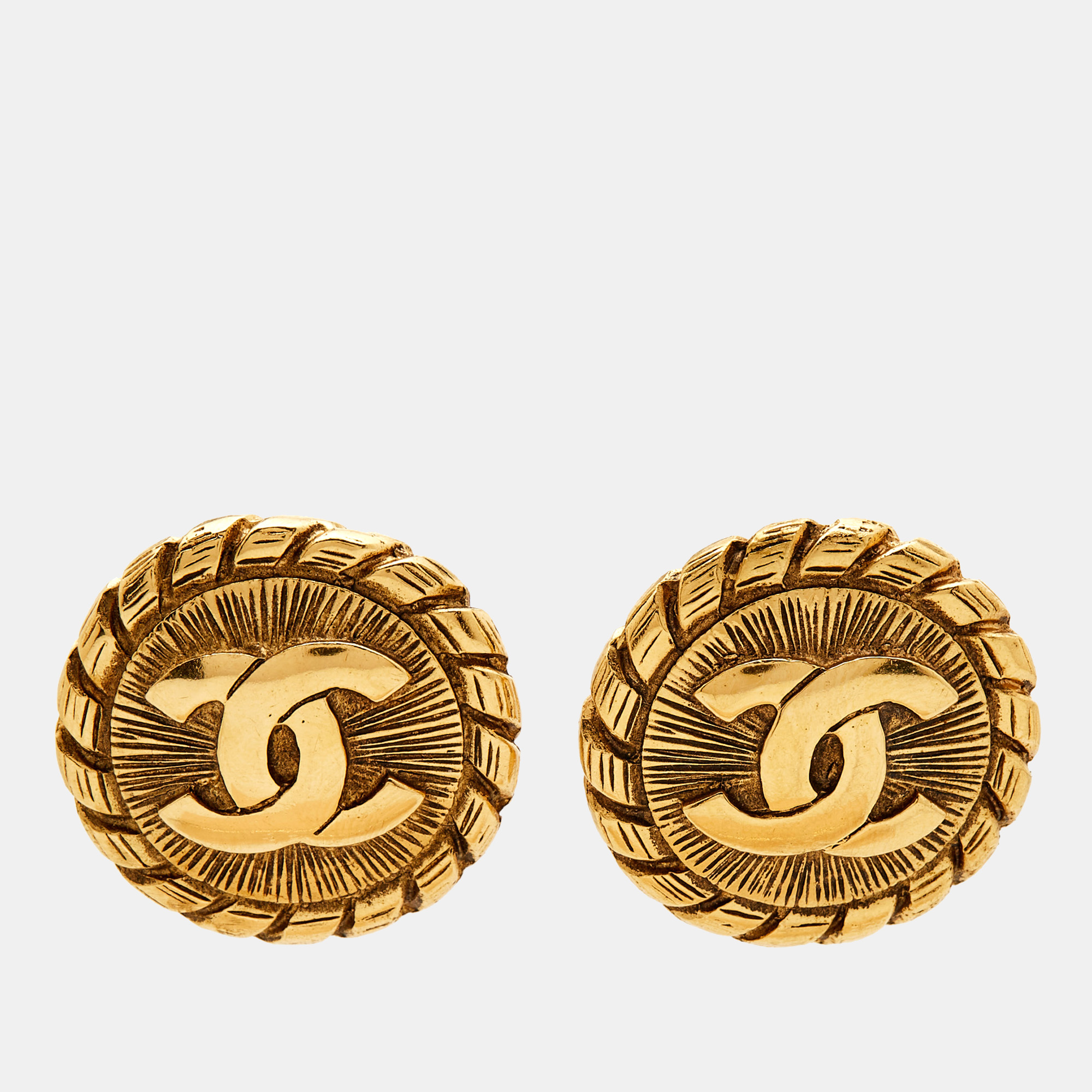 

Chanel CC Medallion Gold Tone Clip on Earrings