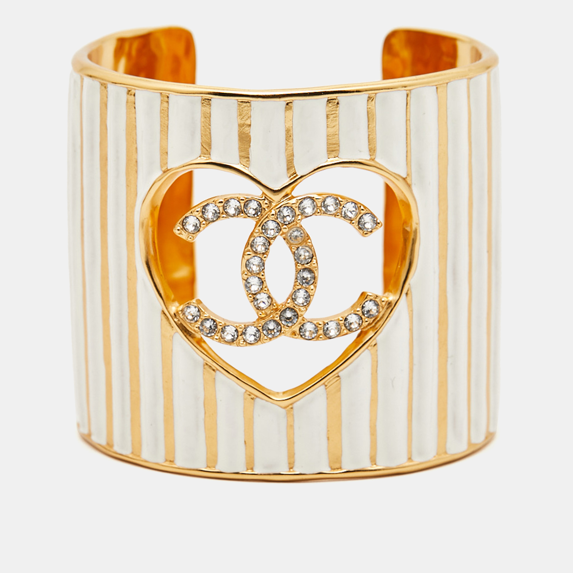 

Chanel CC Heart Crystals Enamel Gold Tone Cuff Bracelet