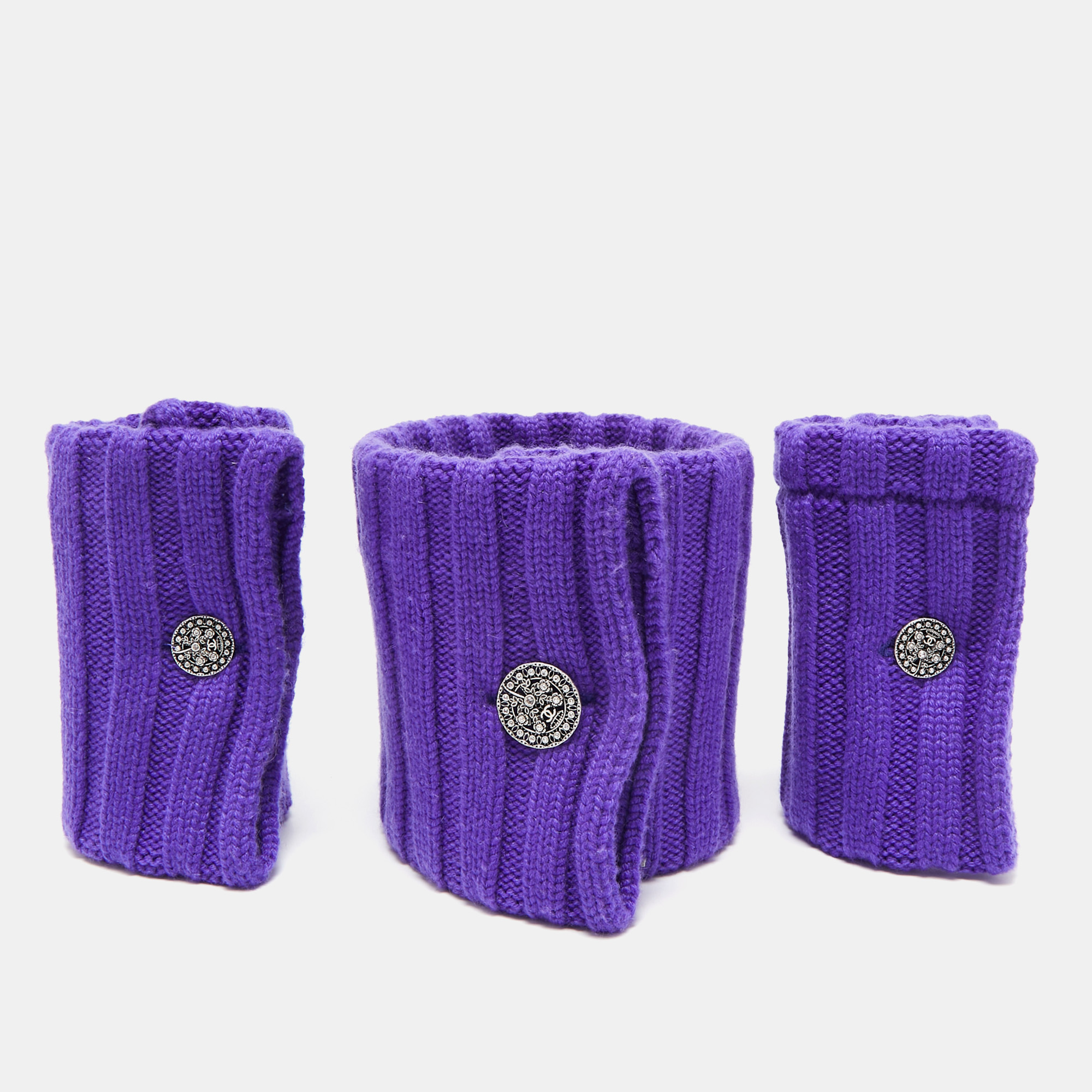 

Chanel Purple Cashmere Knit Necklap Muffler and Mousquetaire Cuffs