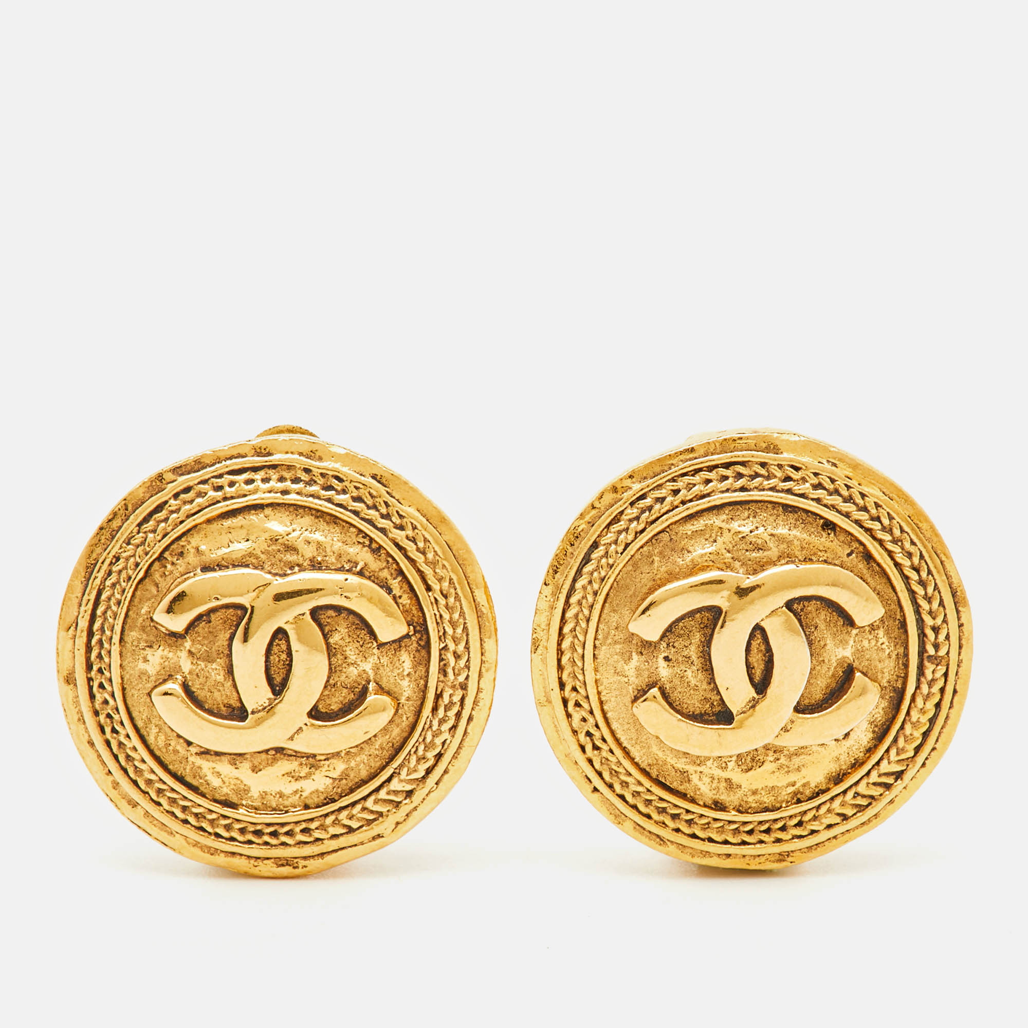 

Chanel CC Medallion Gold Tone Clip On Earrings