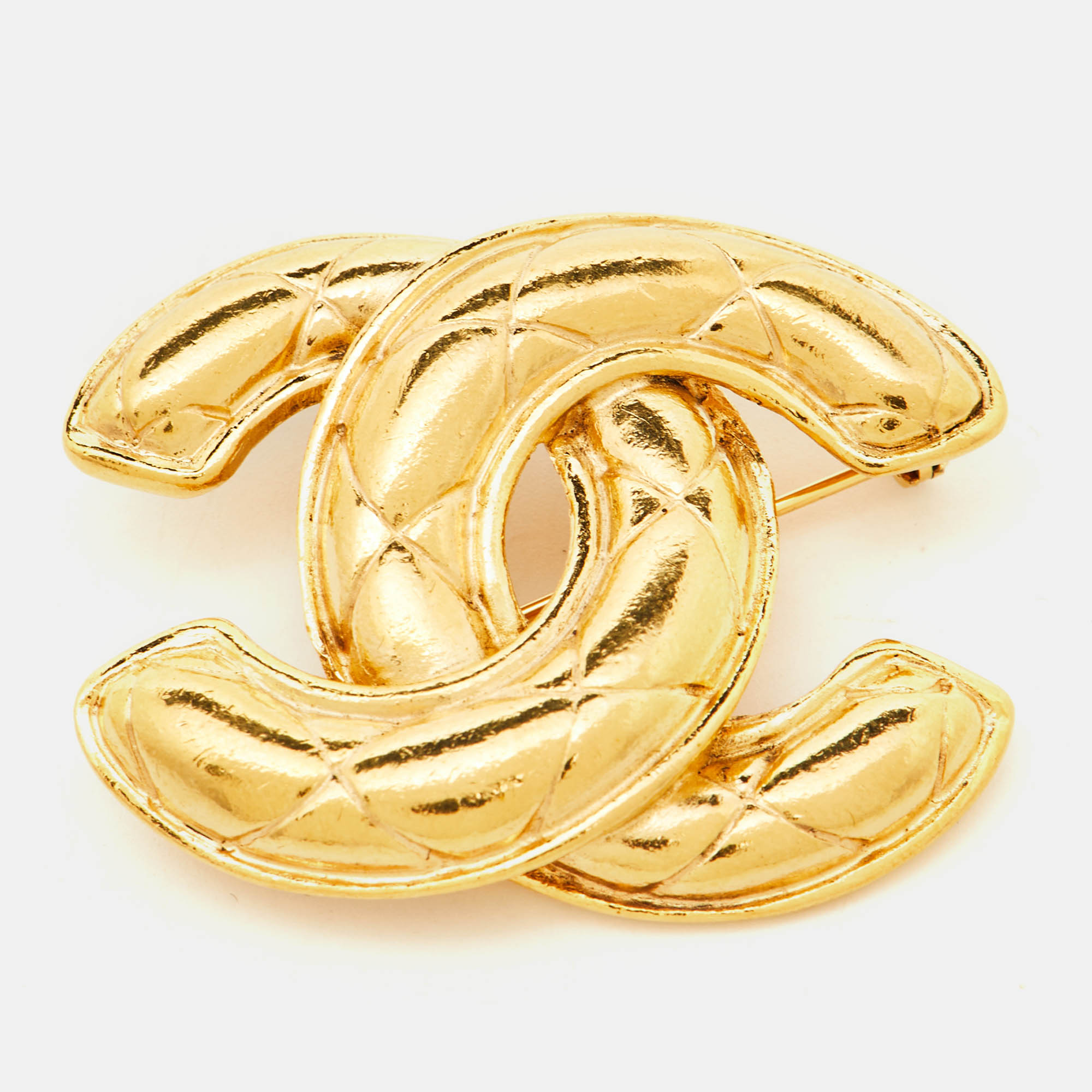 

Chanel CC Quilted Gold Tone Brooch