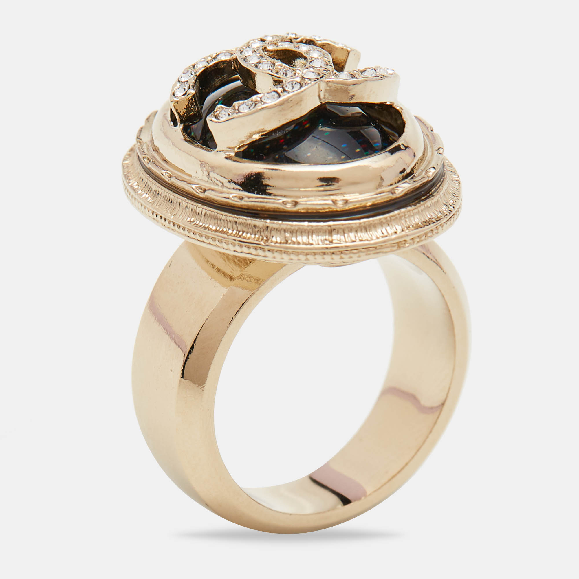 

Chanel CC Gripox Crystals Gold Tone Ring Size