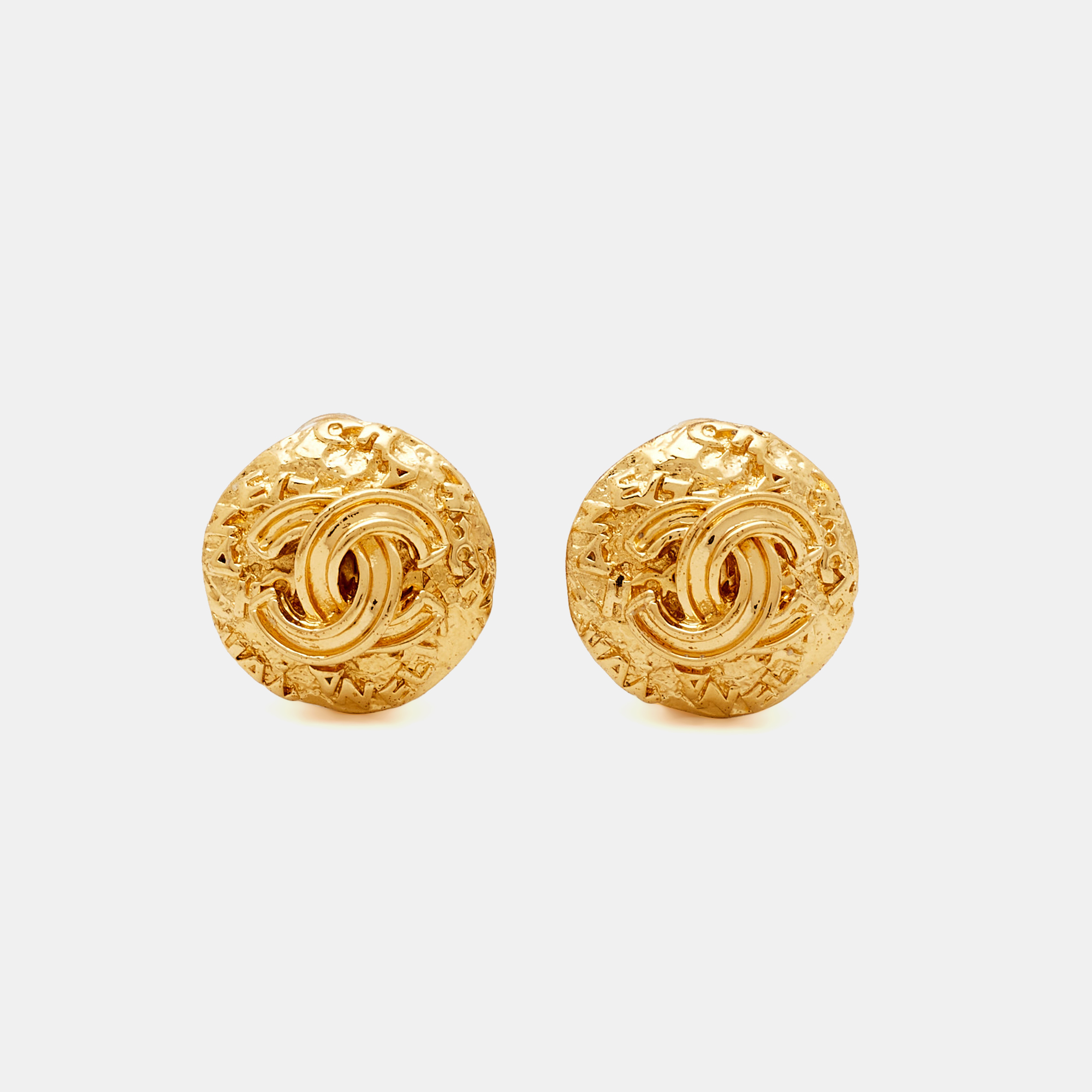 

Chanel CC Vintage Gold Tone Earrings