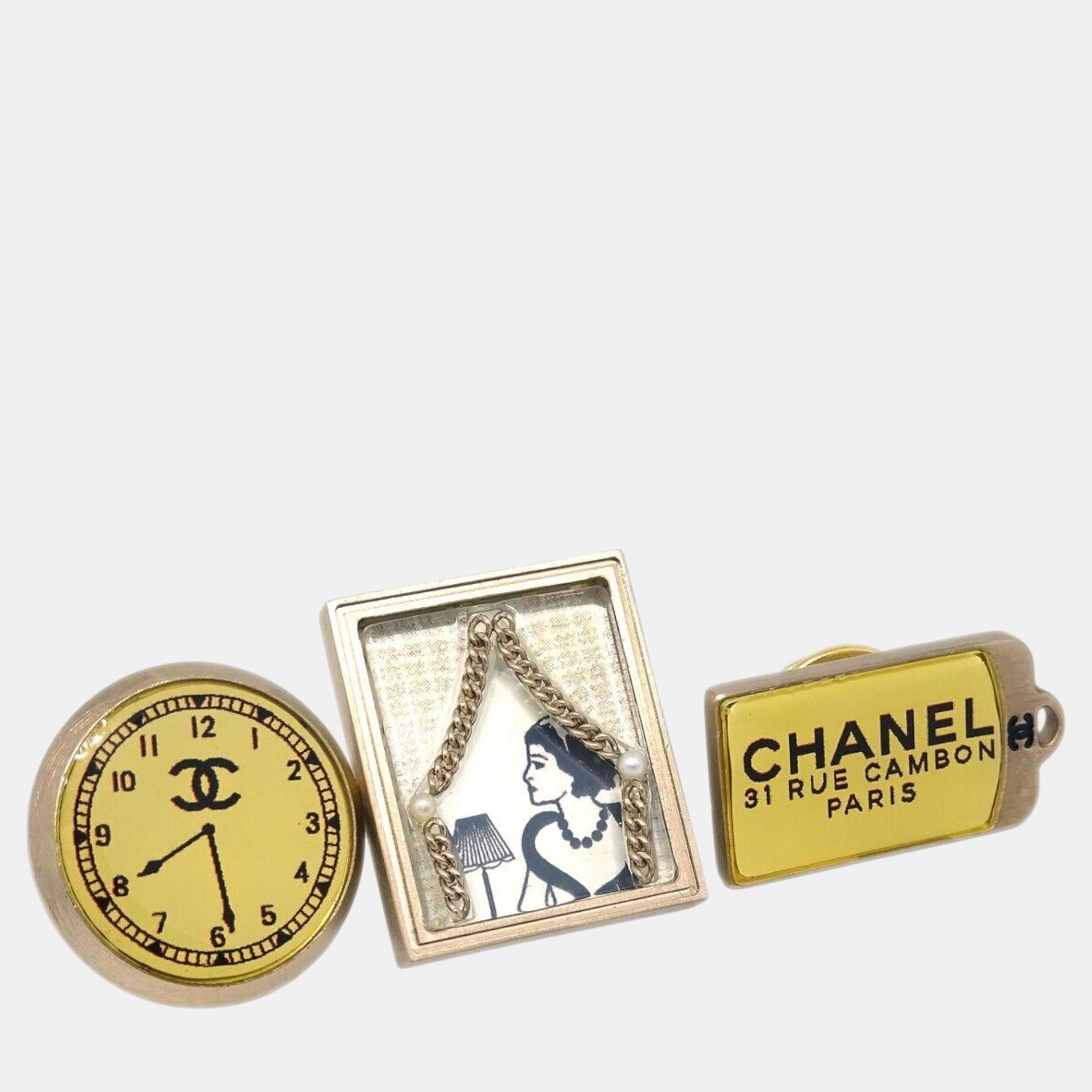 

Chanel 3set Brooch Pin Artificial Pearl Gold 07C