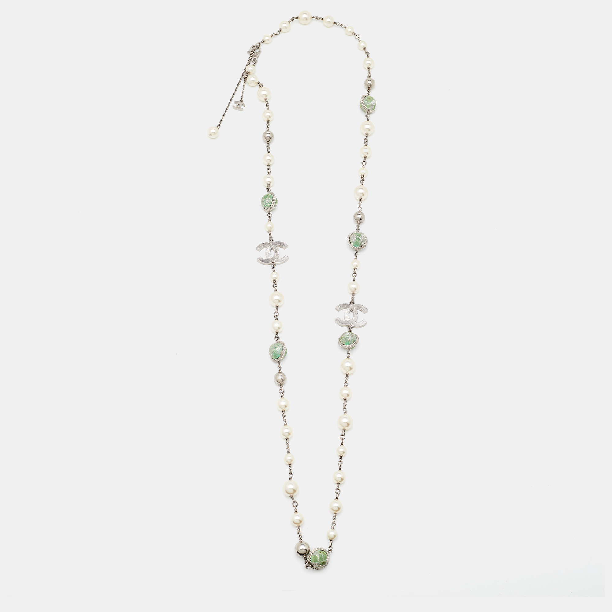 

Chanel CC Faux Pearl Composite Silver Tone Long Necklace