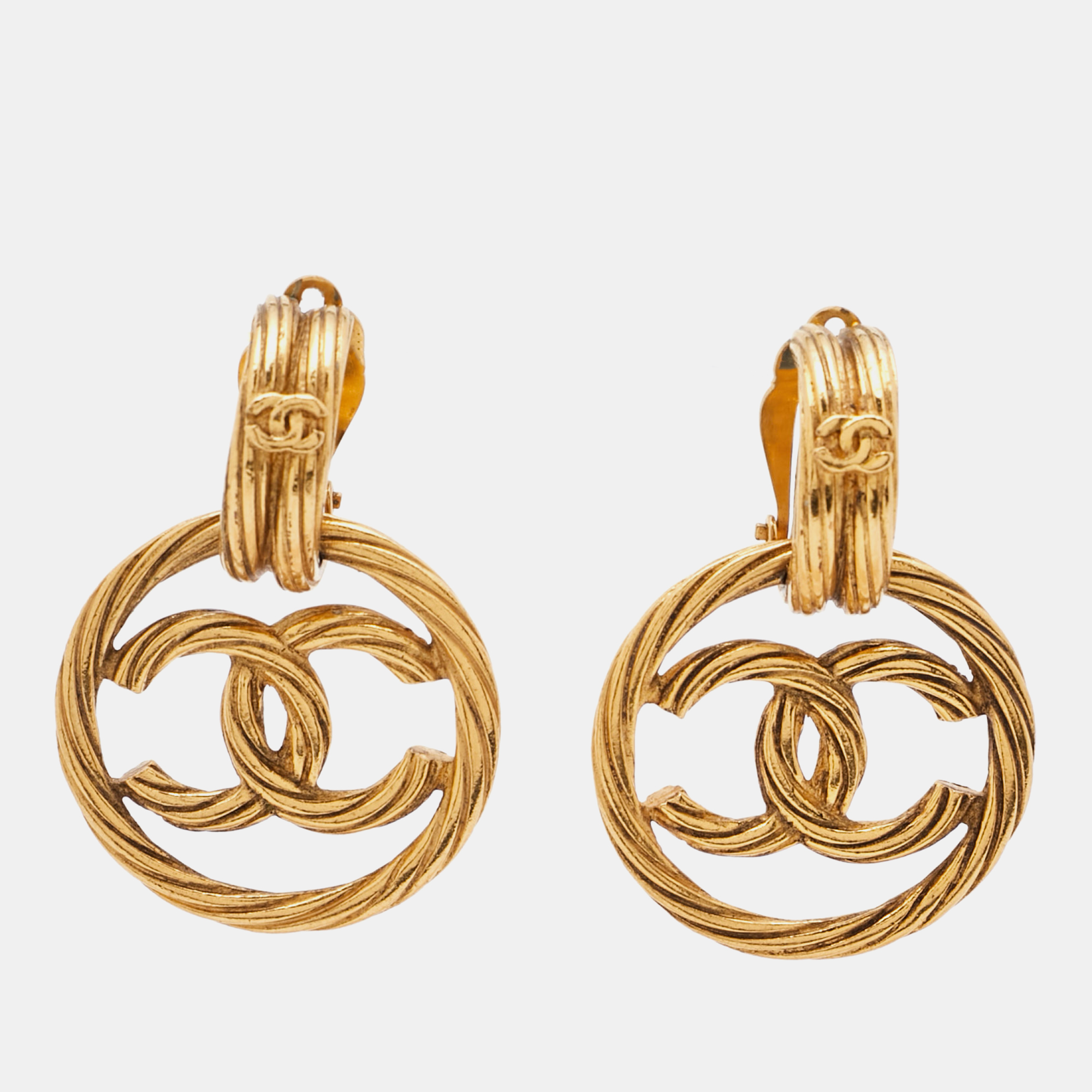 

Chanel CC Gold Tone Earrings