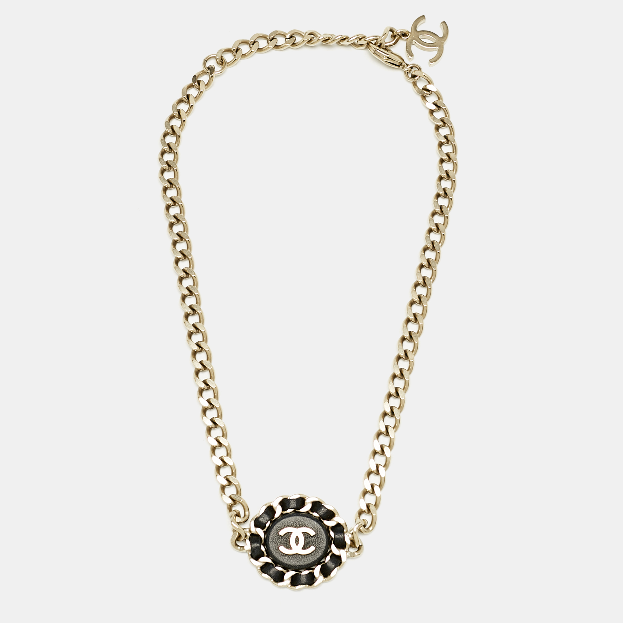 

Chanel Interlaced CC Medallion Leather Gold Tone Pendant Chain Necklace