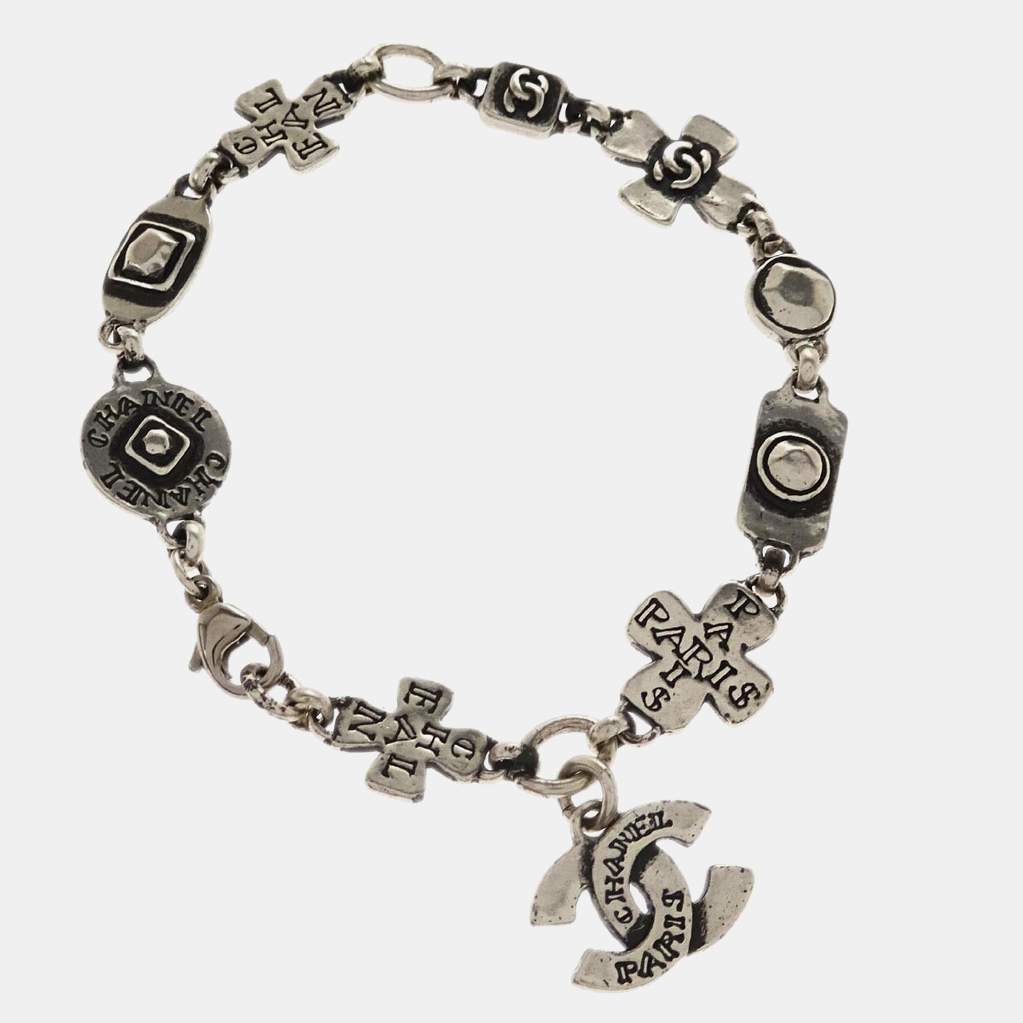 

Chanel Silver Chain Bracelet