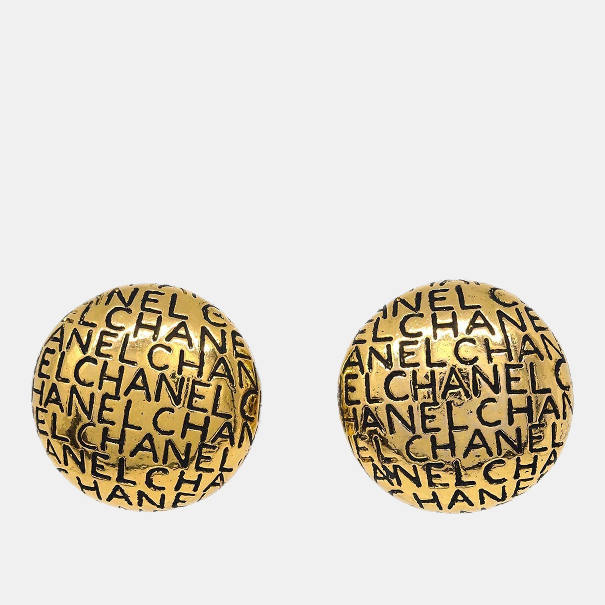 

Chanel Button Earrings Clip-On Gold