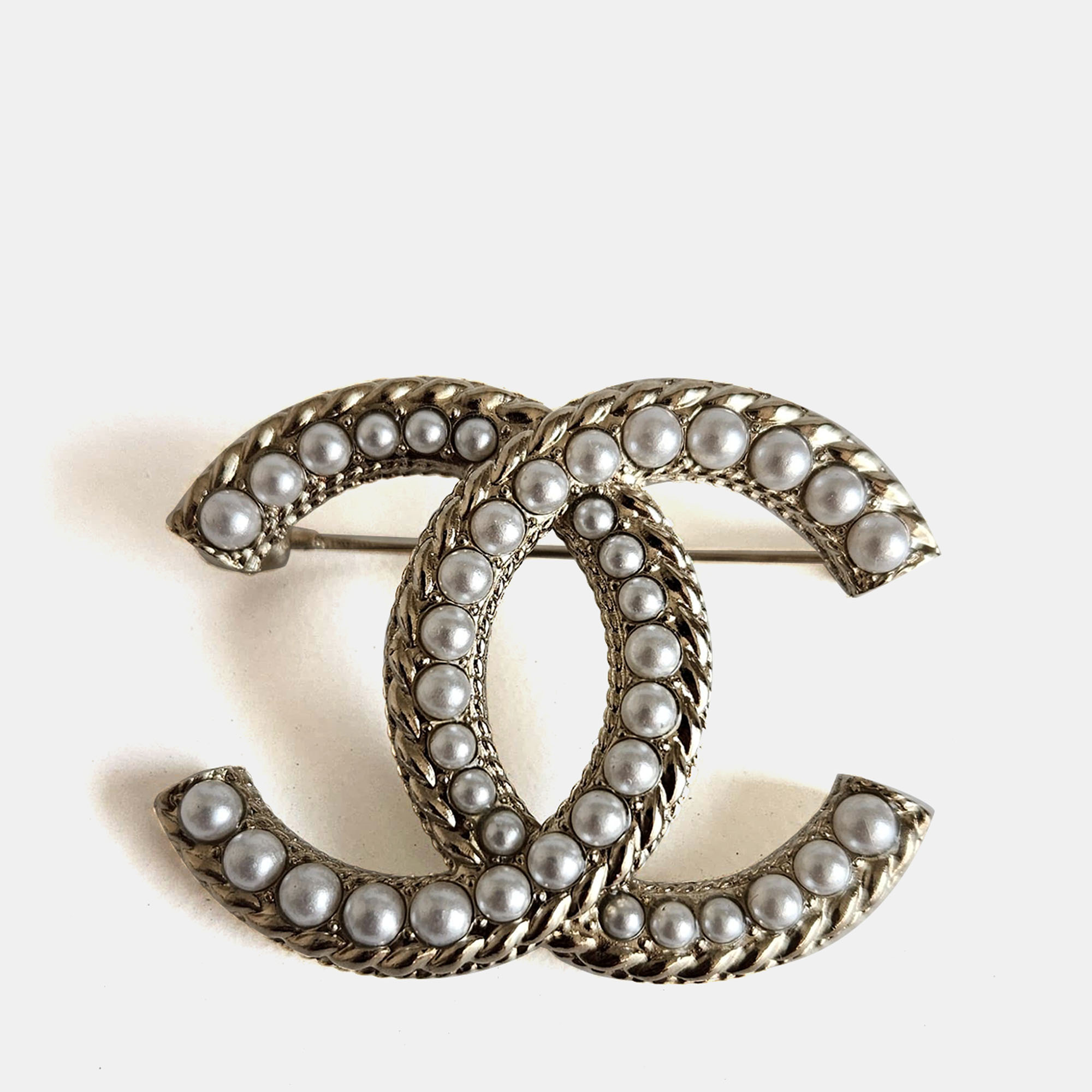 

Chanel Gold Tone Faux Pearl CC Pin Brooch