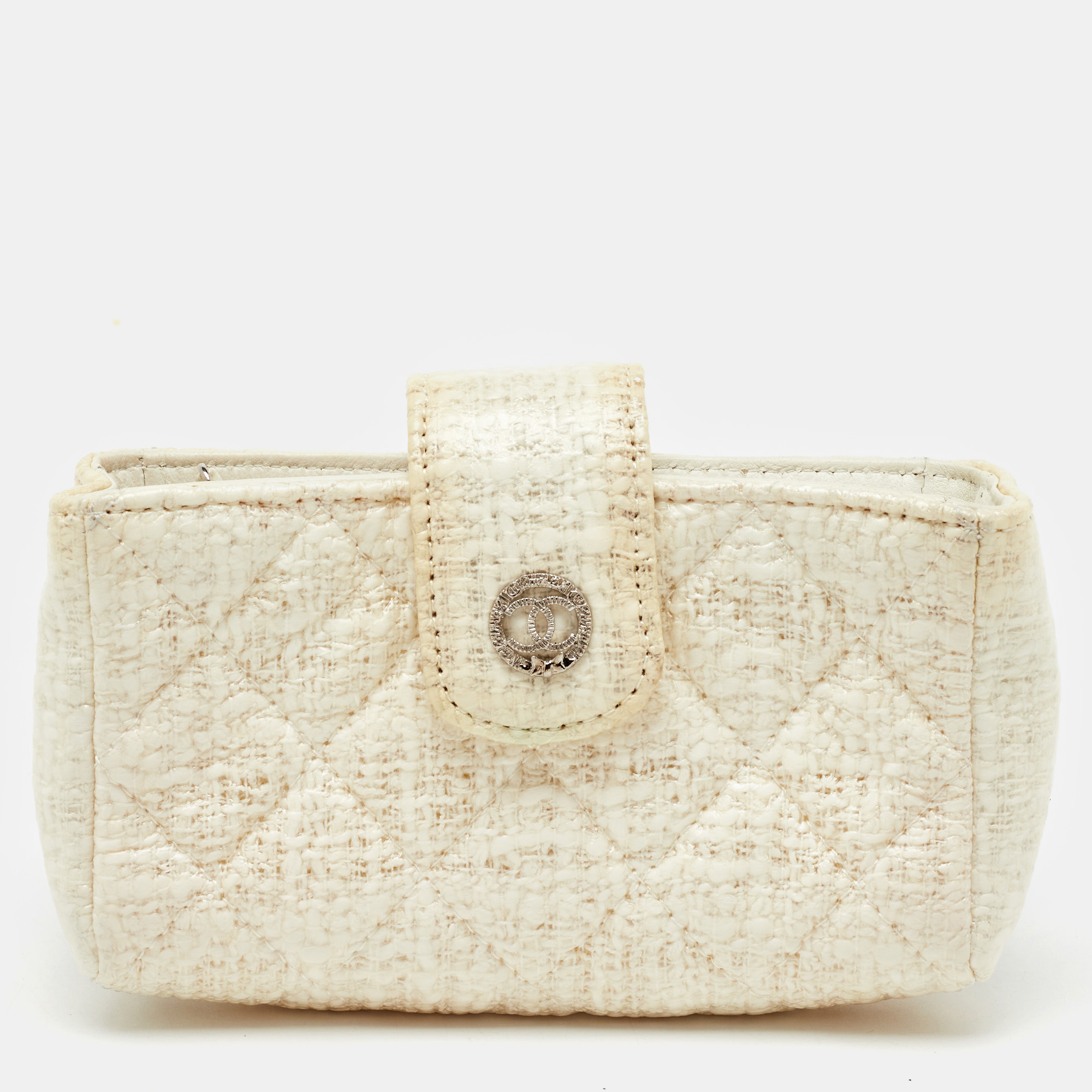 

Chanel White Quilted Coated Tweed CC Phone Holder Pouch