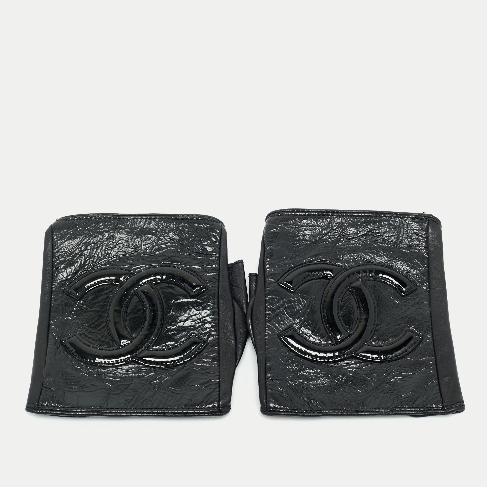

Chanel Black Logo Detail Leather Fingerless Gloves Size