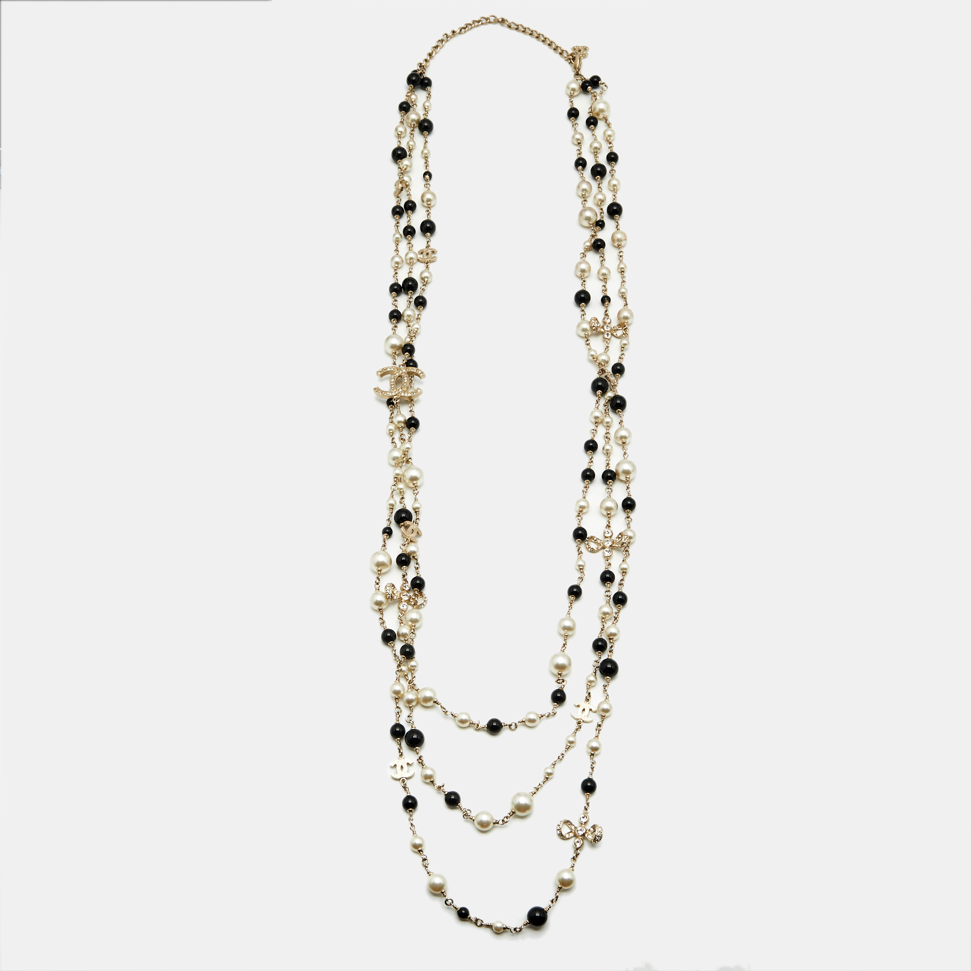 

Chanel CC Faux Pearl Beads Crystals Gold Tone 3 Layer Belt