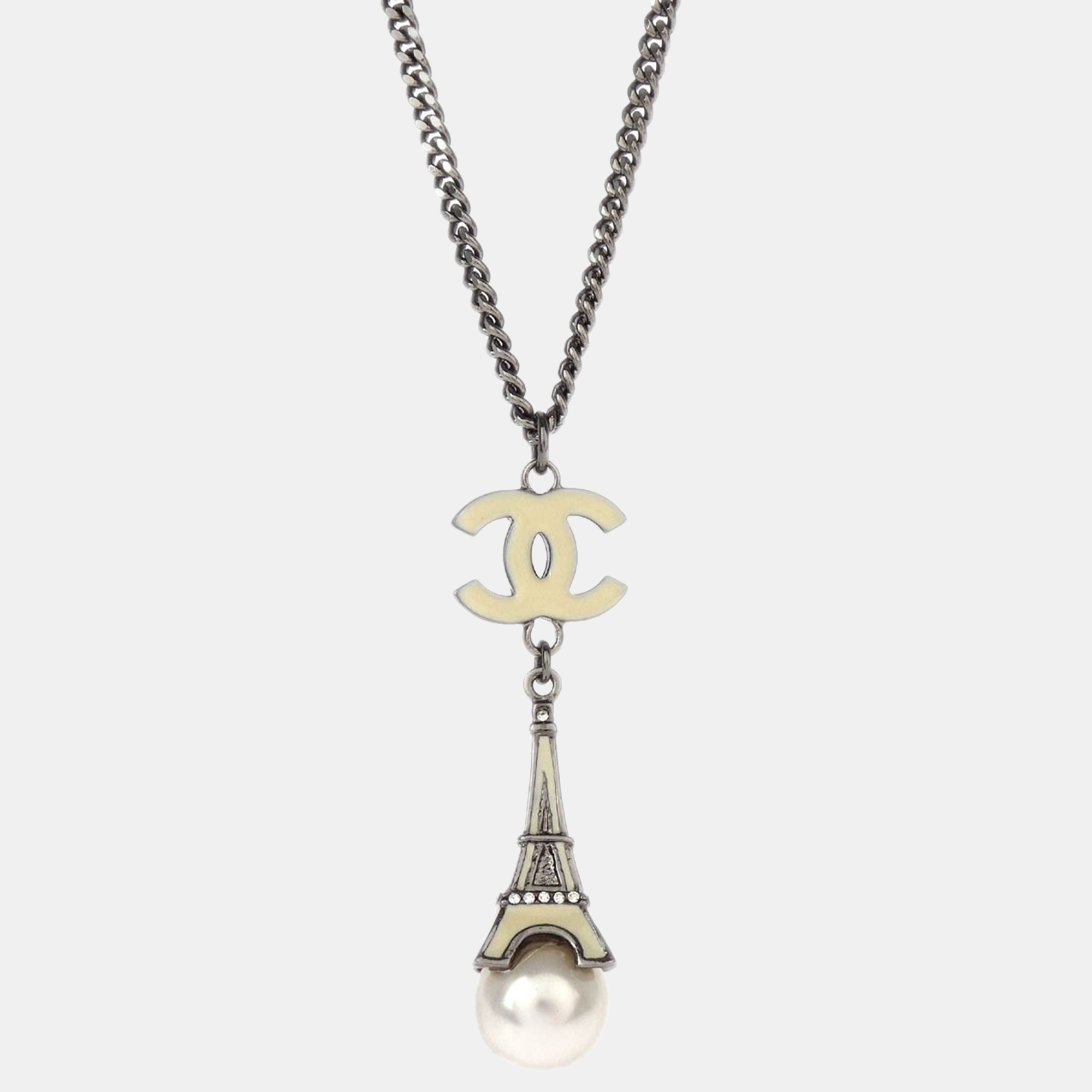 

Chanel Eiffel Tower Artificial Pearl Rhinestone Silver Chain Necklace