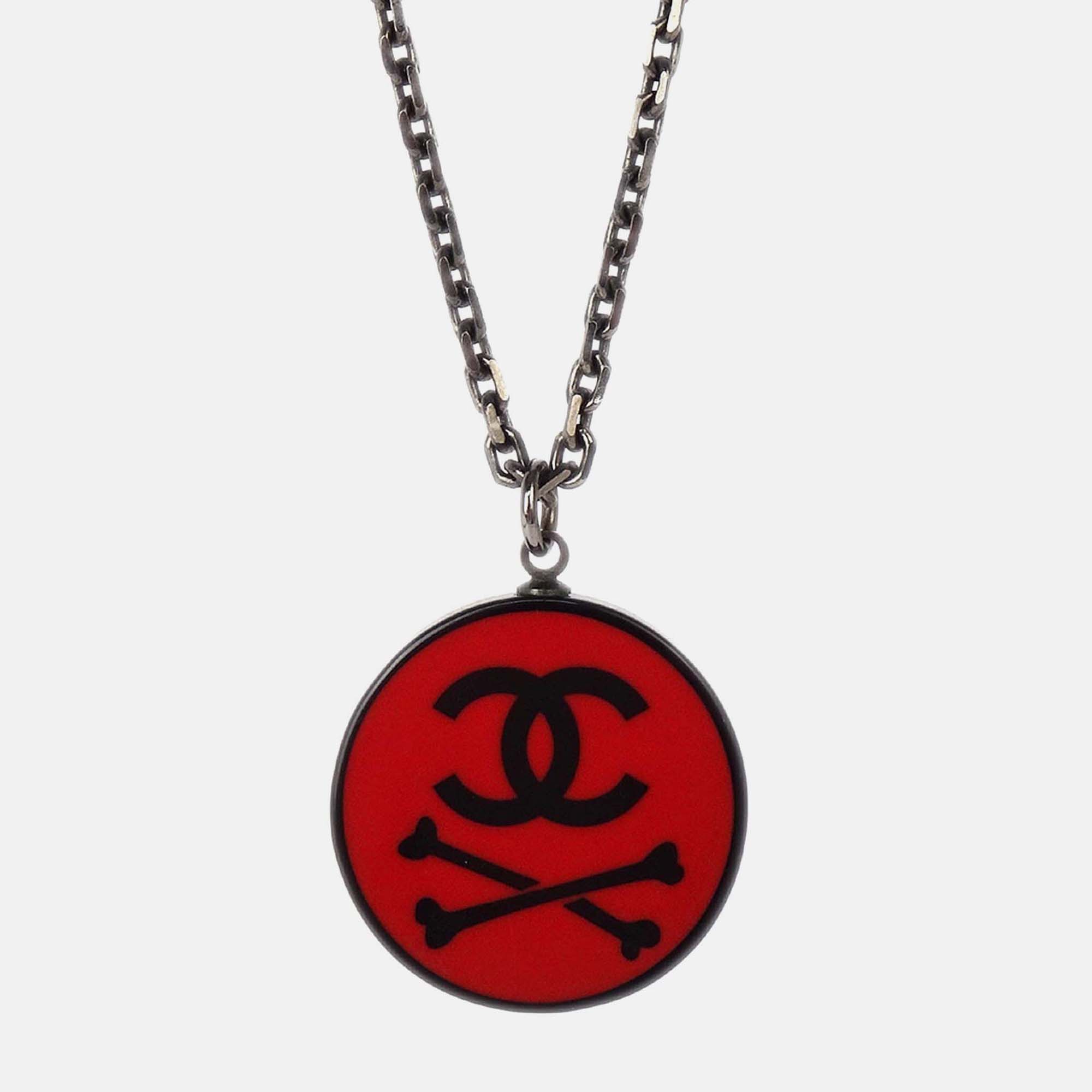Chanel Medallion Silver Plated Metal Pendant Necklace