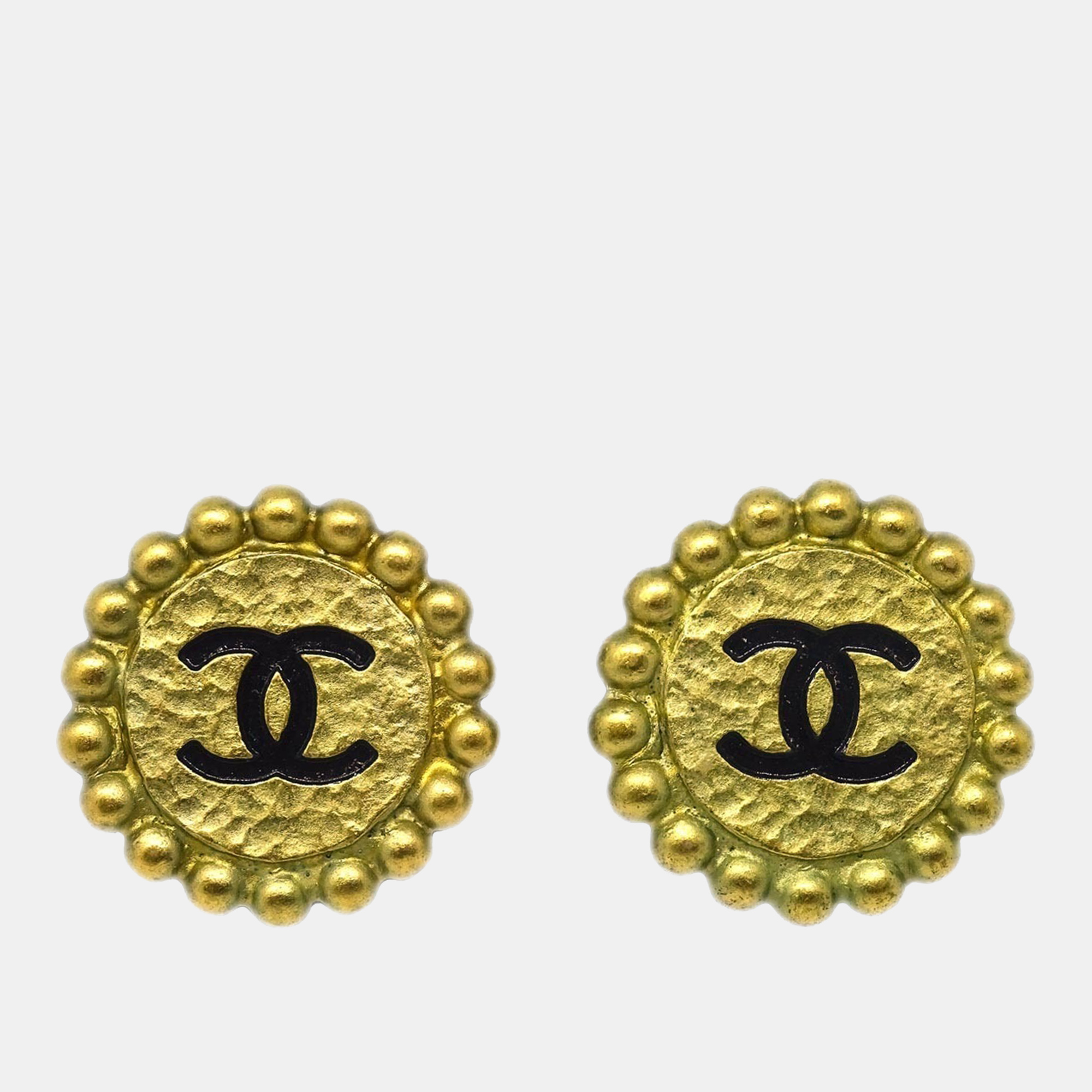 

Chanel CC Button Earrings Clip-On Gold