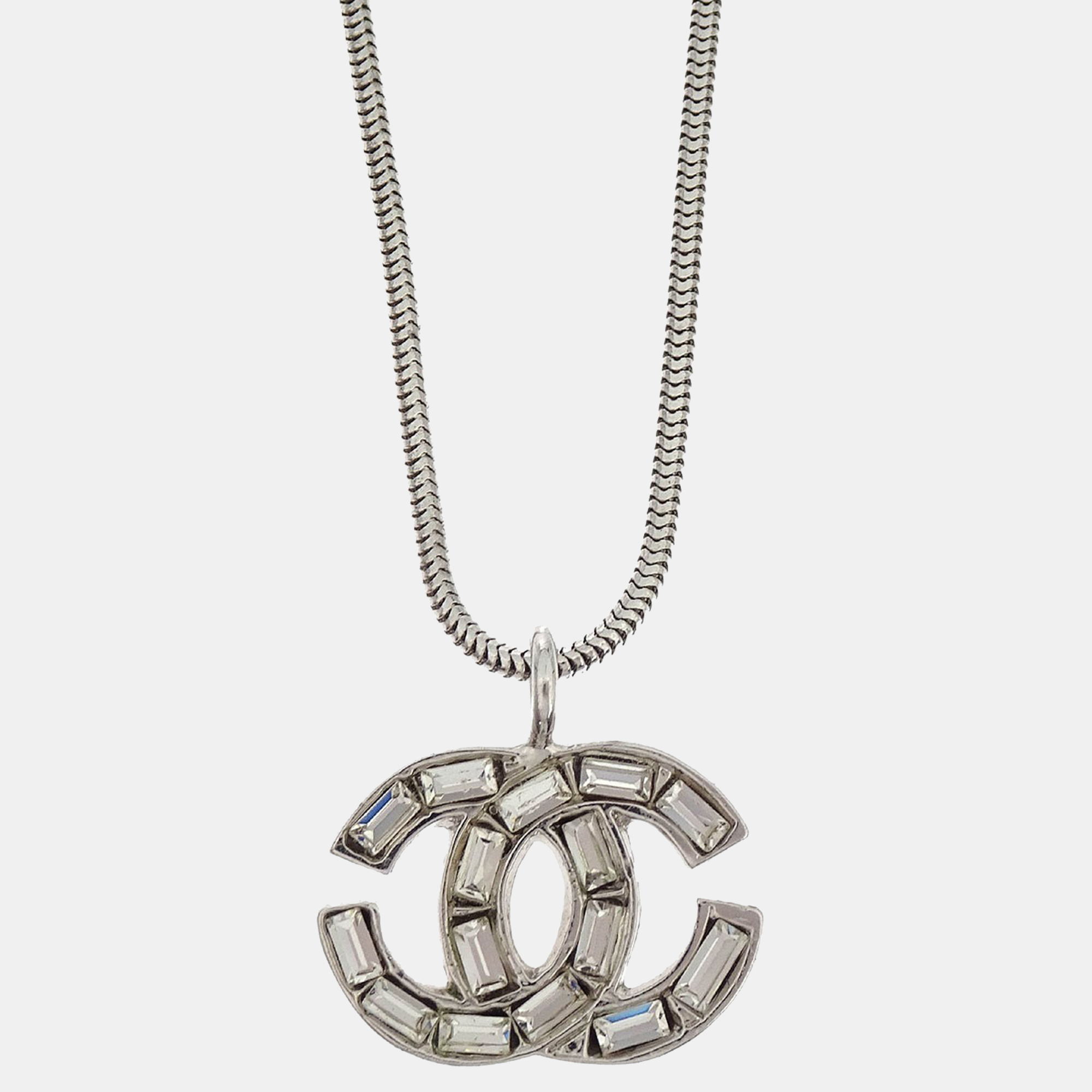 Pre-owned Chanel Cc Necklace Pendant Rhinestone Silver